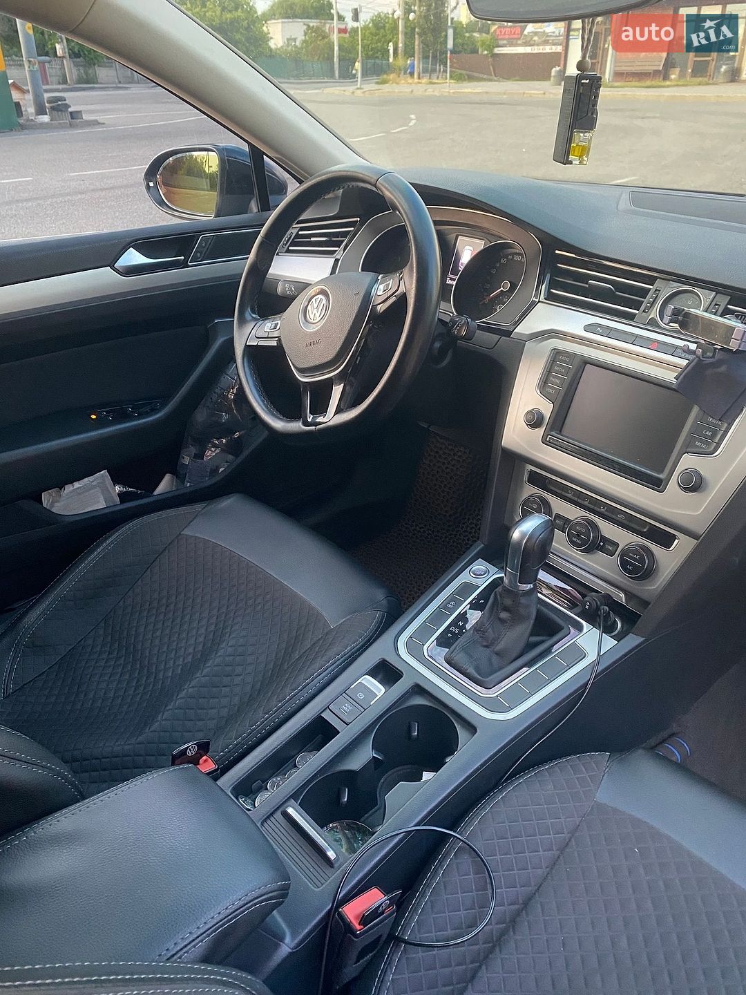 Volkswagen Passat 2015 VIN WVWZZZ3CZFP408325 фото оголошення 6 з 9
