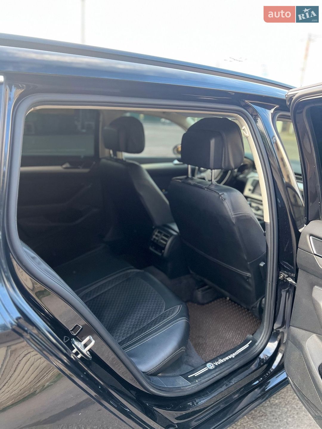 Volkswagen Passat 2015 VIN WVWZZZ3CZFP408325 фото оголошення 9 з 9