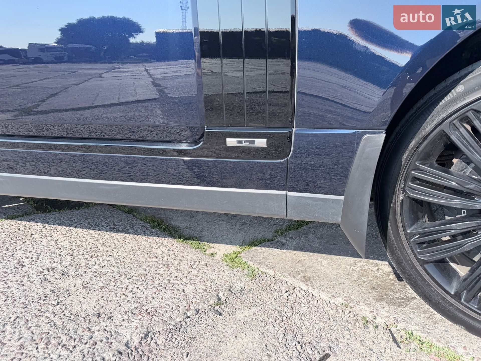Land Rover Range Rover 2019 VIN SALGS5SEXLA583649 фото оголошення 3 з 11