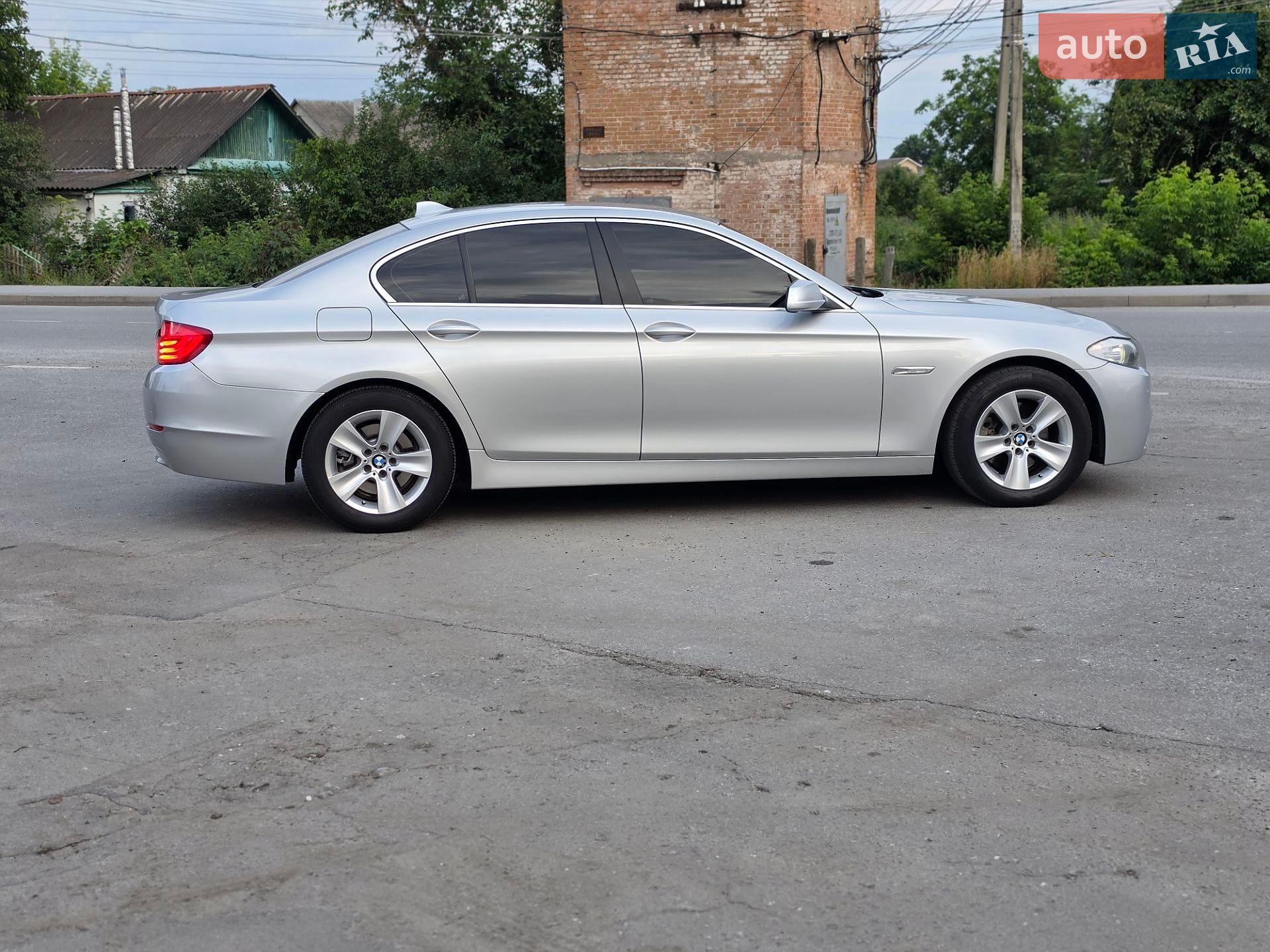 BMW 5 Series 2010 VIN WBAFW11060C647897 фото оголошення 13 з 35