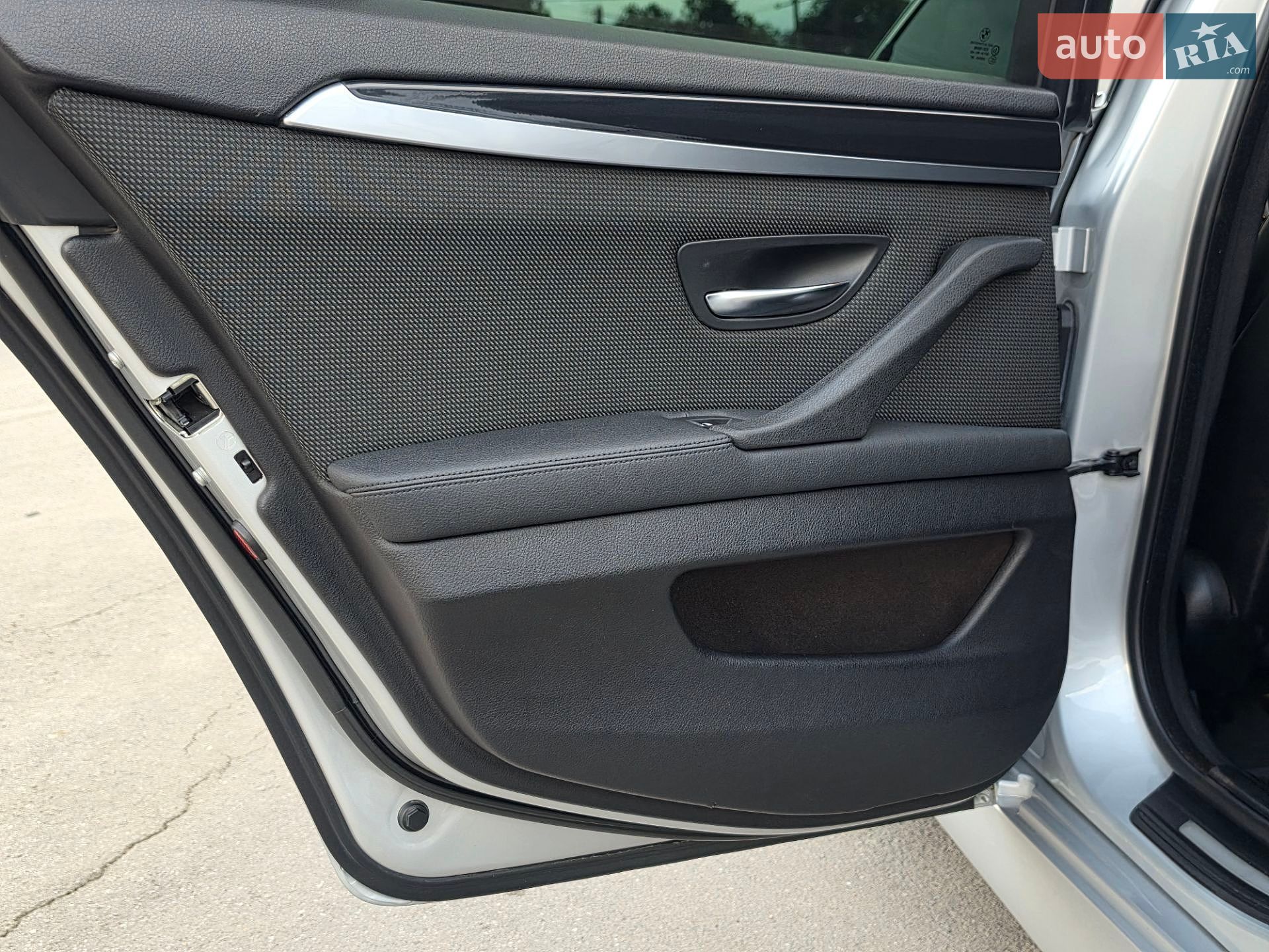 BMW 5 Series 2010 VIN WBAFW11060C647897 фото оголошення 25 з 35