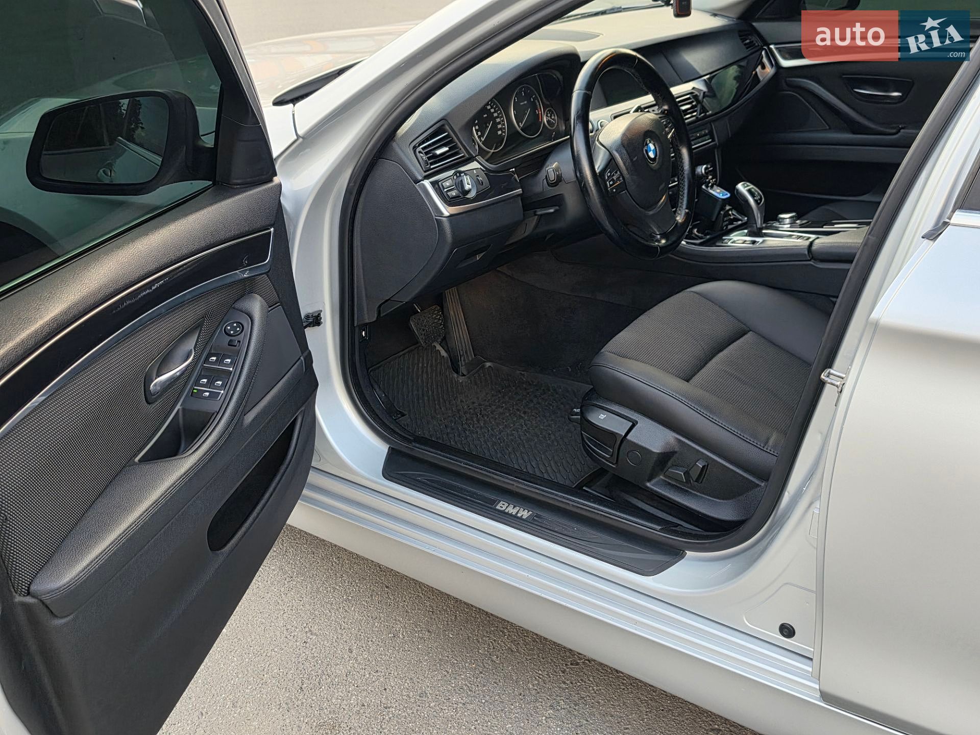 BMW 5 Series 2010 VIN WBAFW11060C647897 фото оголошення 27 з 35