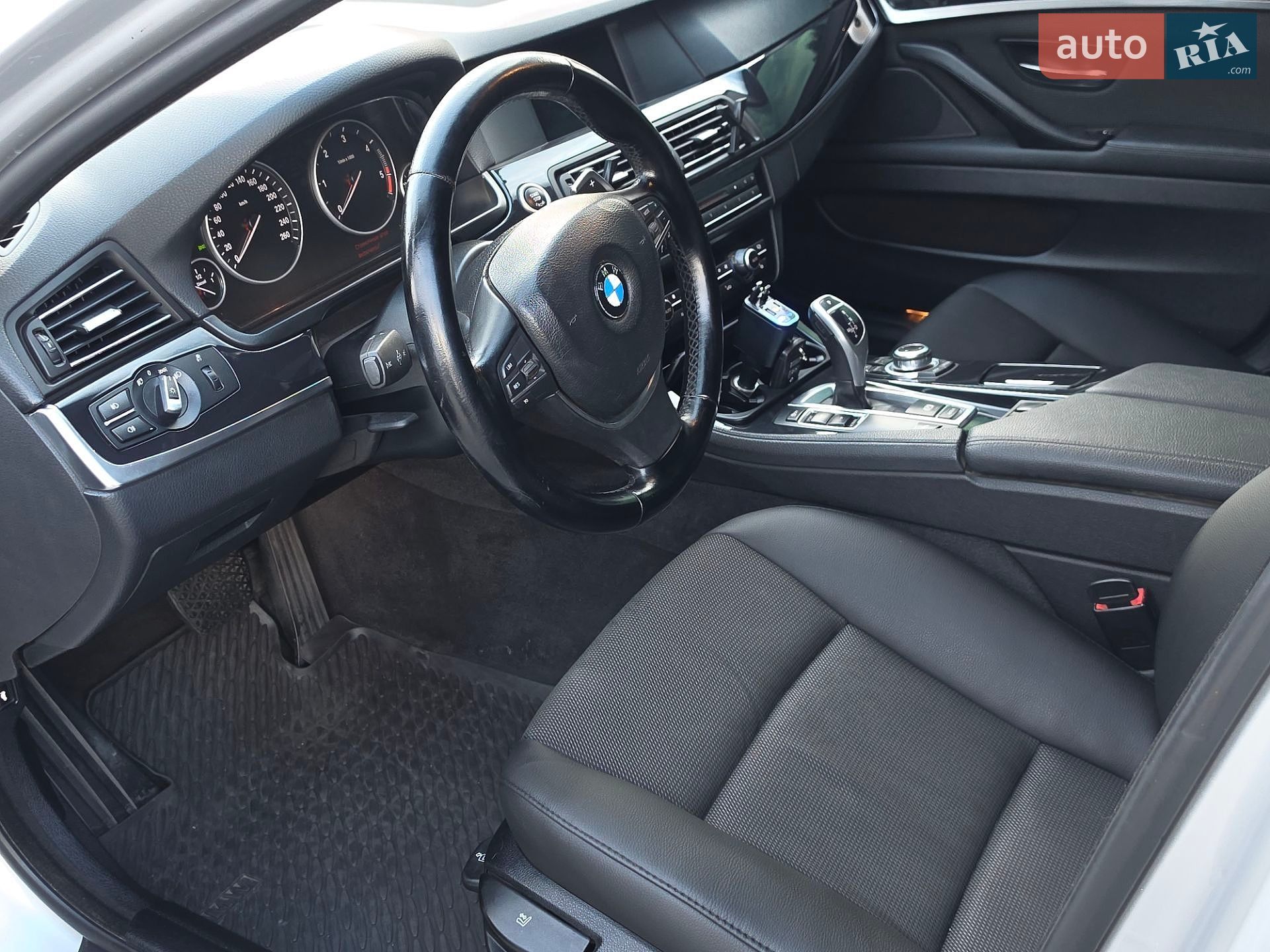 BMW 5 Series 2010 VIN WBAFW11060C647897 фото оголошення 31 з 35