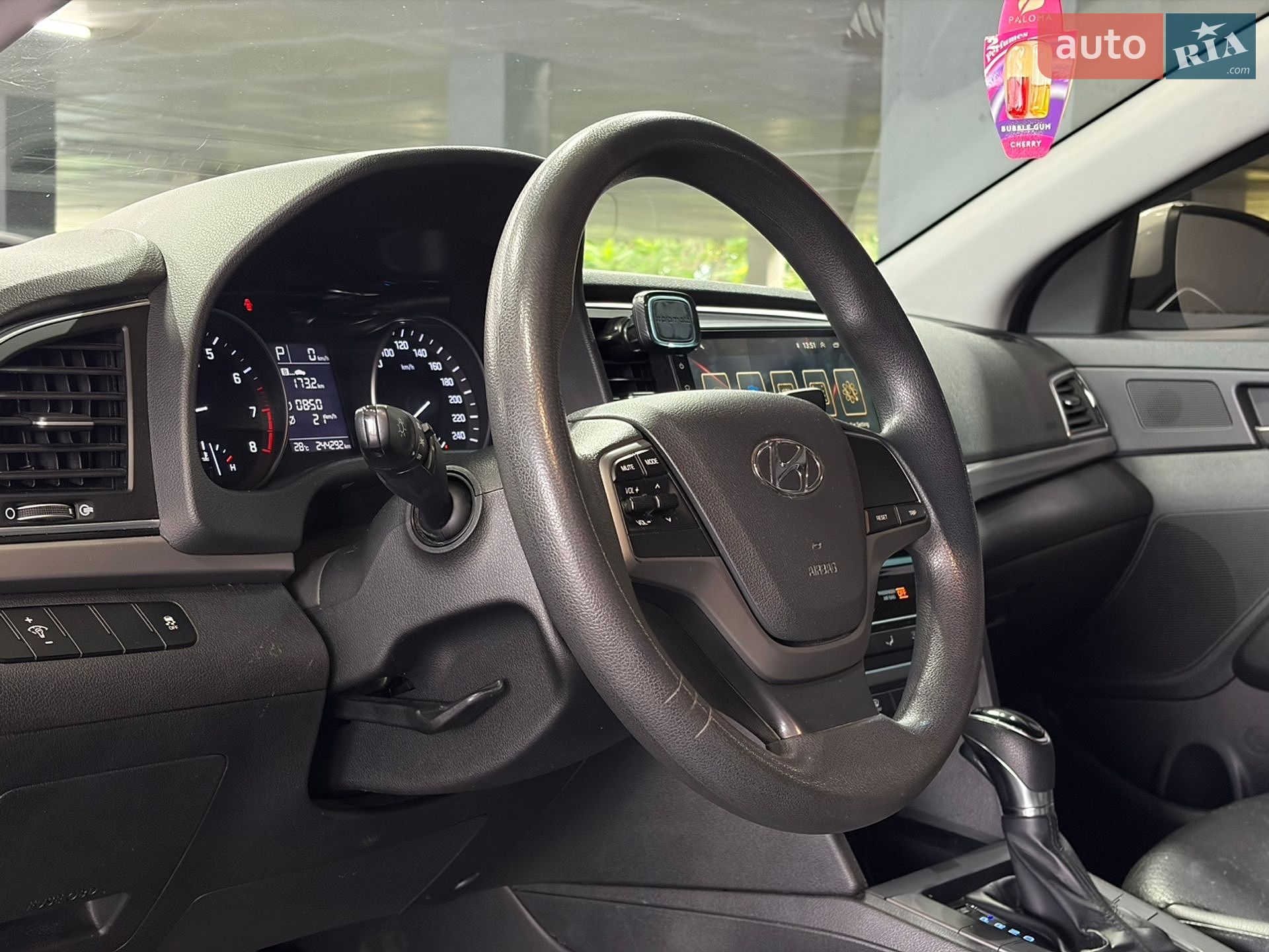 Hyundai Avante 2015 VIN KMHD641LBGU028449 фото оголошення 5 з 20