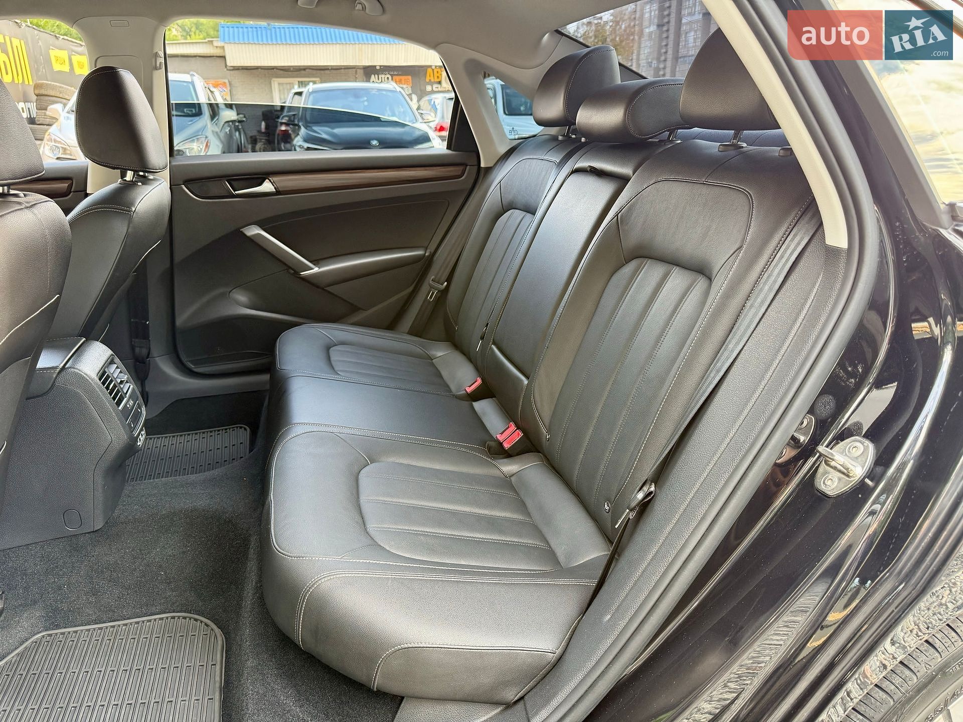 VOLKSWAGEN PASSAT 2020 VIN 1VWCA7A34LC013197 фото оголошення 10 з 27