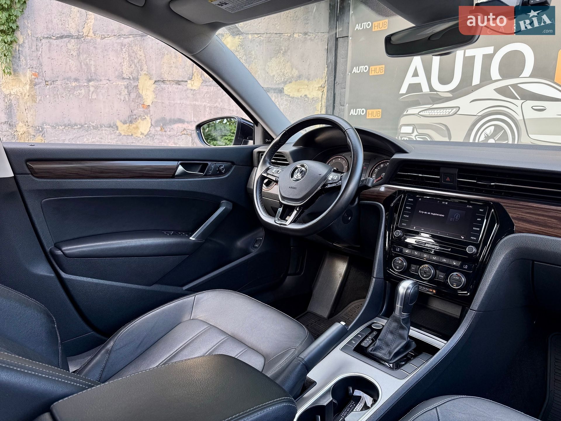 VOLKSWAGEN PASSAT 2020 VIN 1VWCA7A34LC013197 фото оголошення 12 з 27