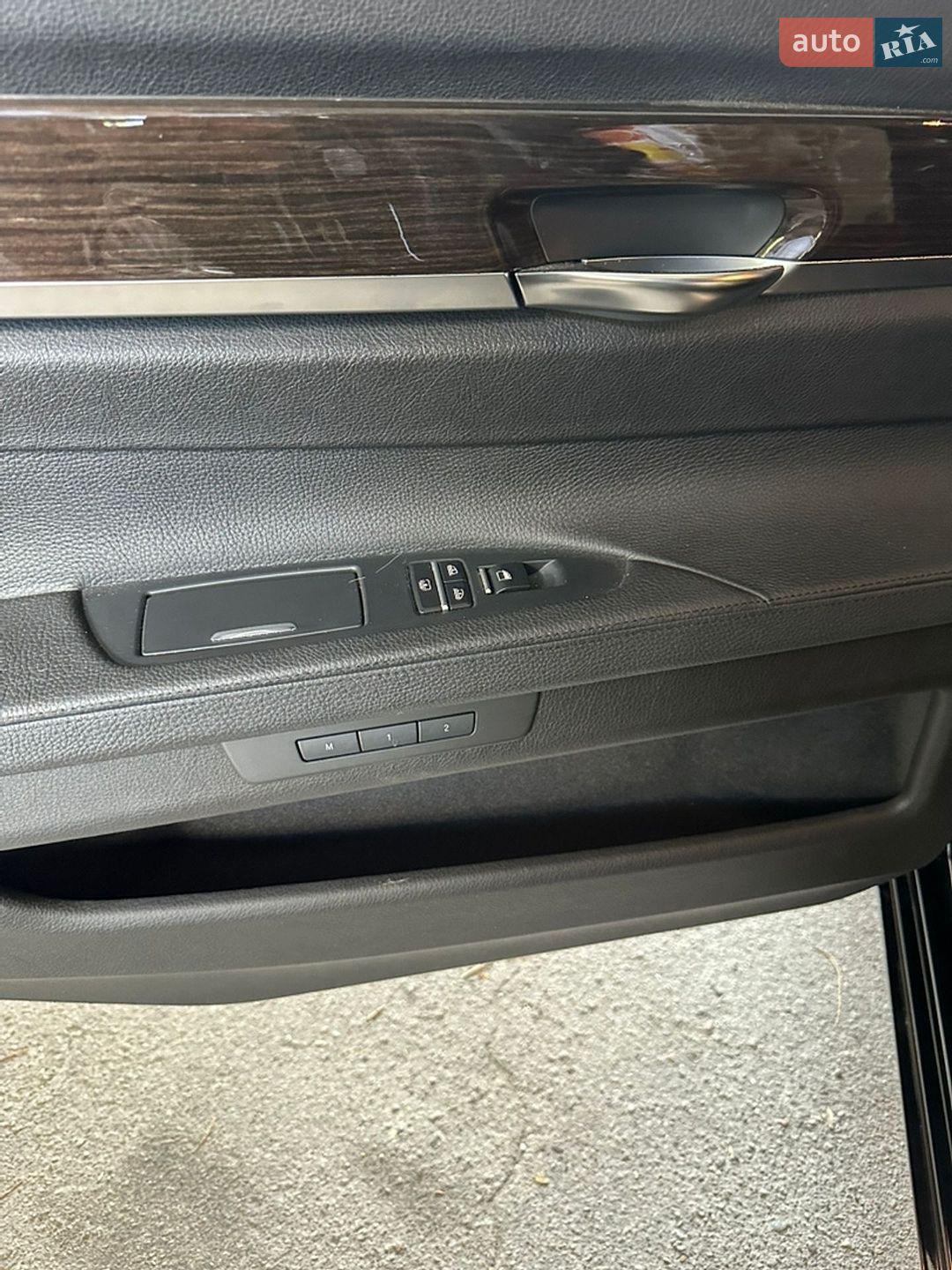 BMW 7 Series 2011 VIN WBAKB4102CC929583 фото оголошення 37 з 47