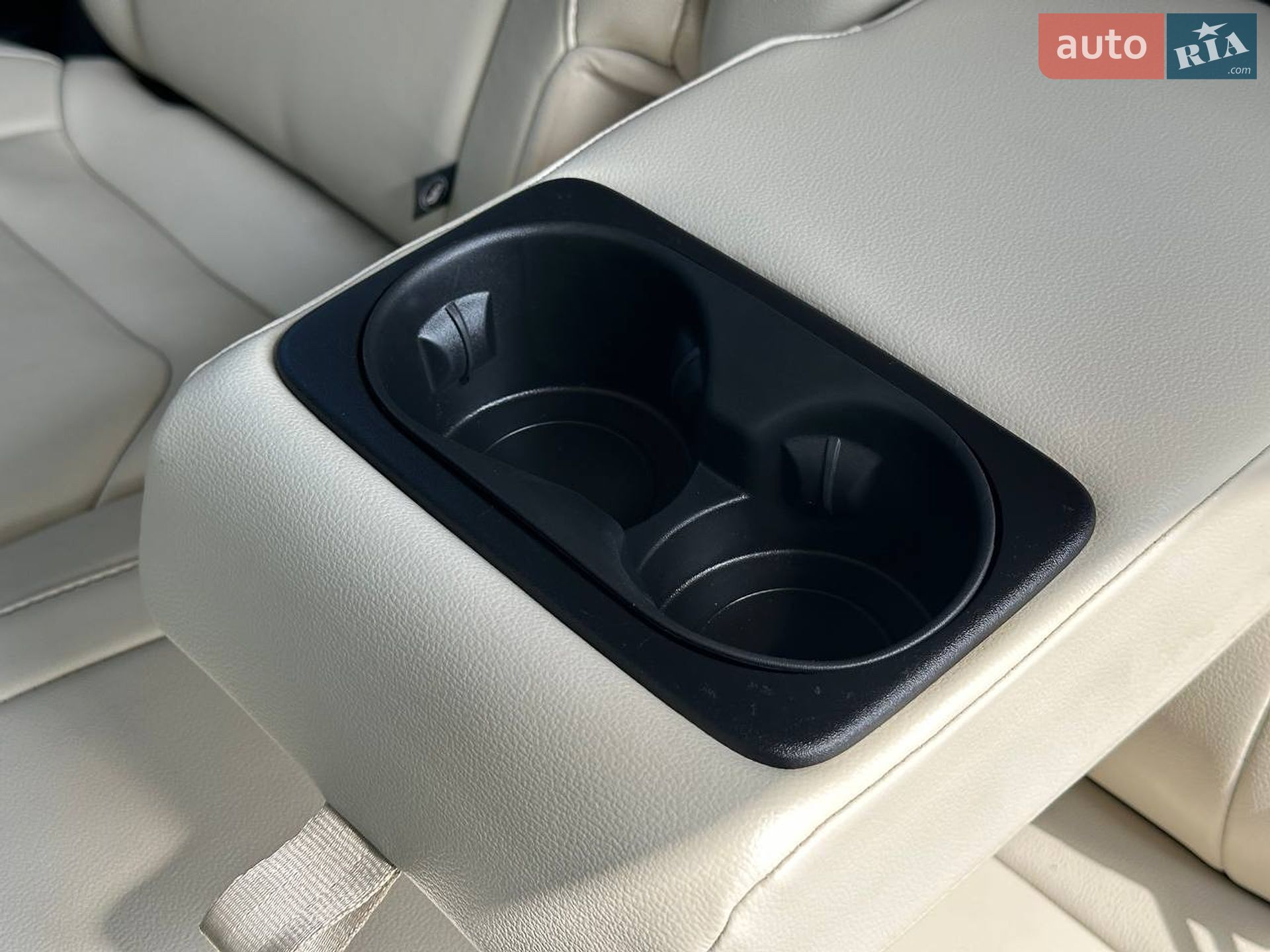 Ford Edge 2018 VIN 2FMPK3K9XKBB48871 фото оголошення 20 з 27