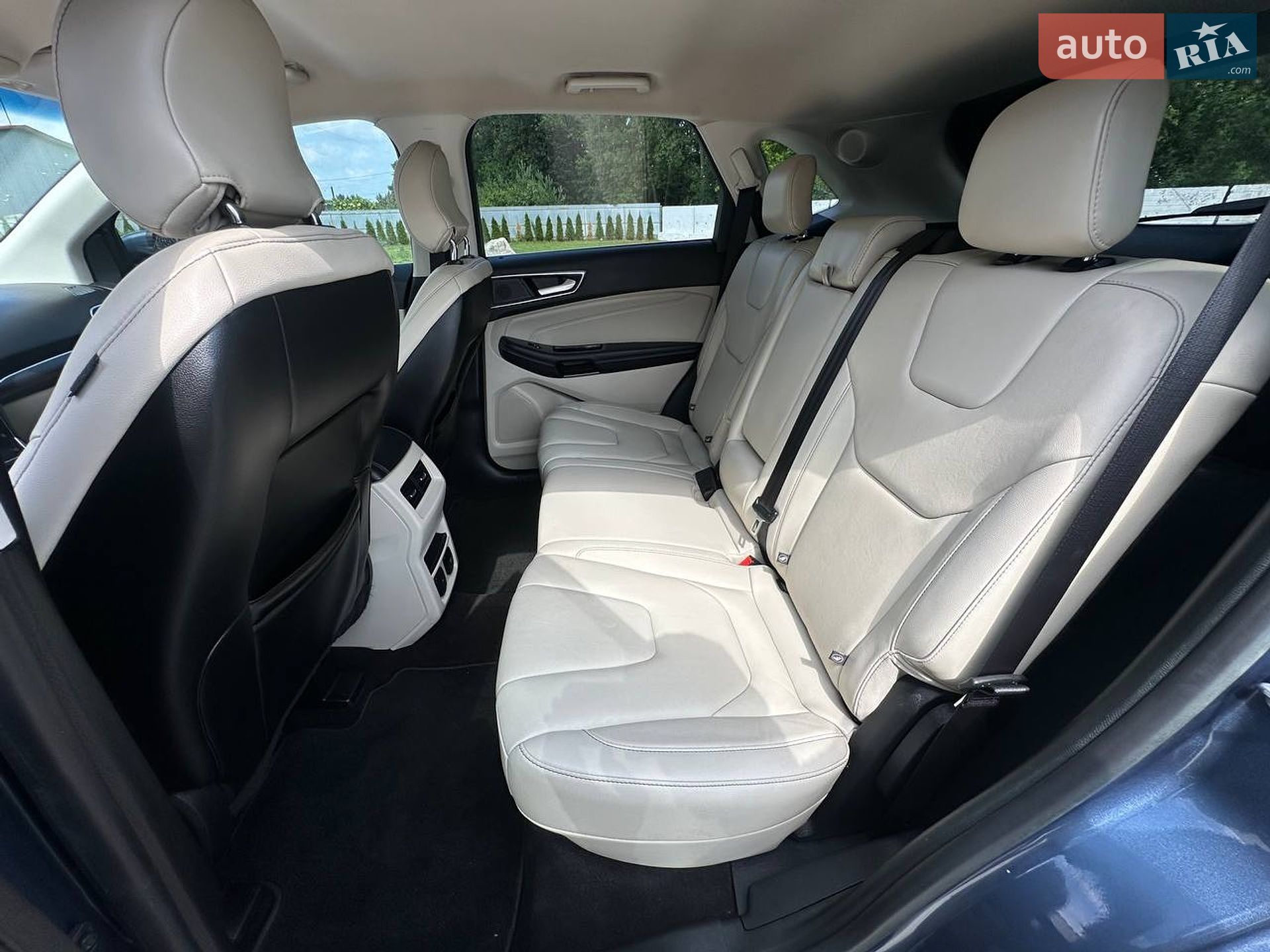 Ford Edge 2018 VIN 2FMPK3K9XKBB48871 фото оголошення 18 з 27