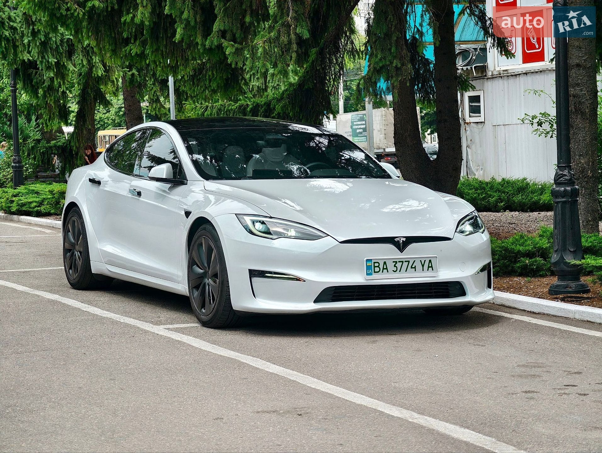 Tesla Model S 2024 VIN 5YJSA1E51RF544389 фото оголошення 3 з 25