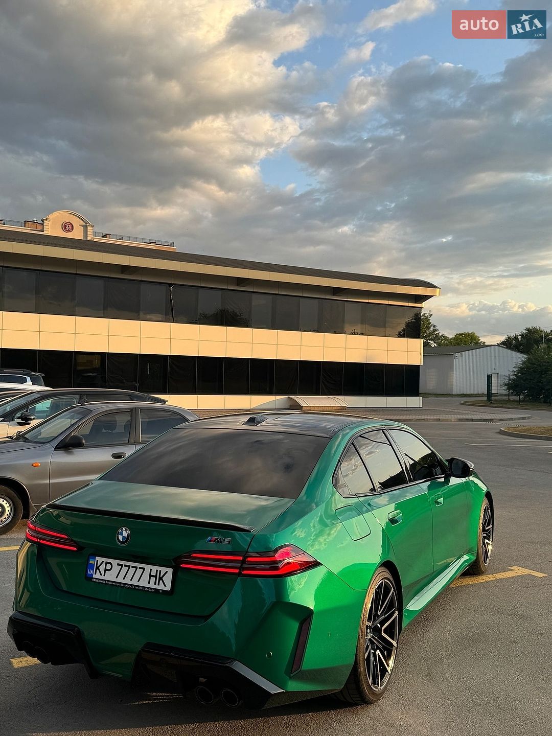 BMW M5 2025 VIN WBS81FK050CV83995 фото оголошення 10 з 24