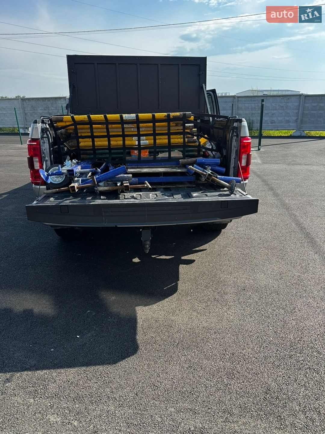 Ford F-150 2020 VIN 1FTFW1E82MFA47501 фото оголошення 11 з 17