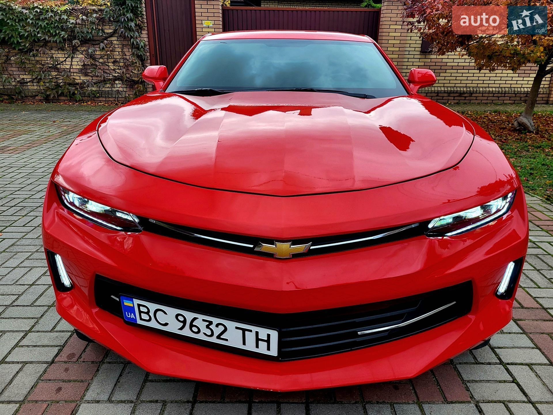 Chevrolet Camaro 2016 VIN 1G1FB1RS1H0121574 фото оголошення 5 з 29