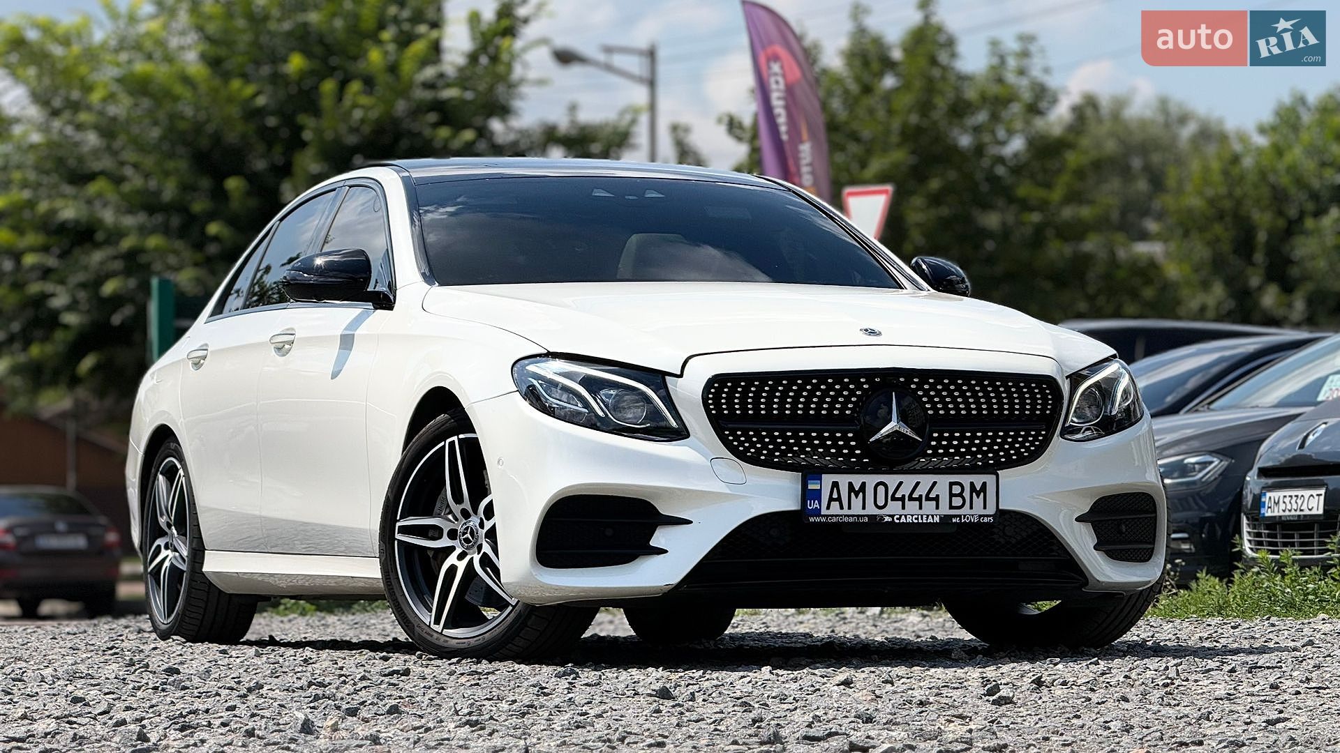 Mercedes-Benz E-Class 2019 VIN WDDZF8EB5LA718839 фото оголошення 2 з 38