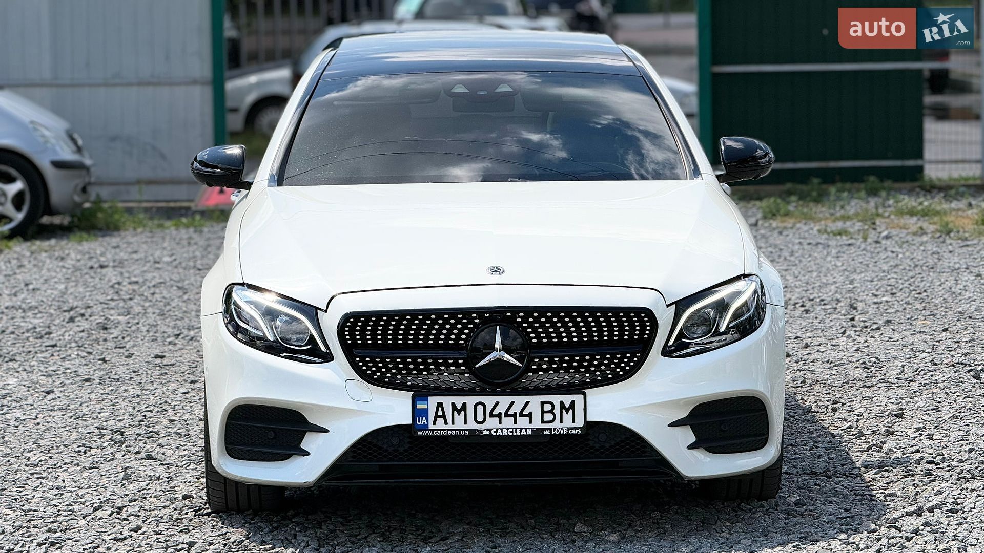 Mercedes-Benz E-Class 2019 VIN WDDZF8EB5LA718839 фото оголошення 3 з 38