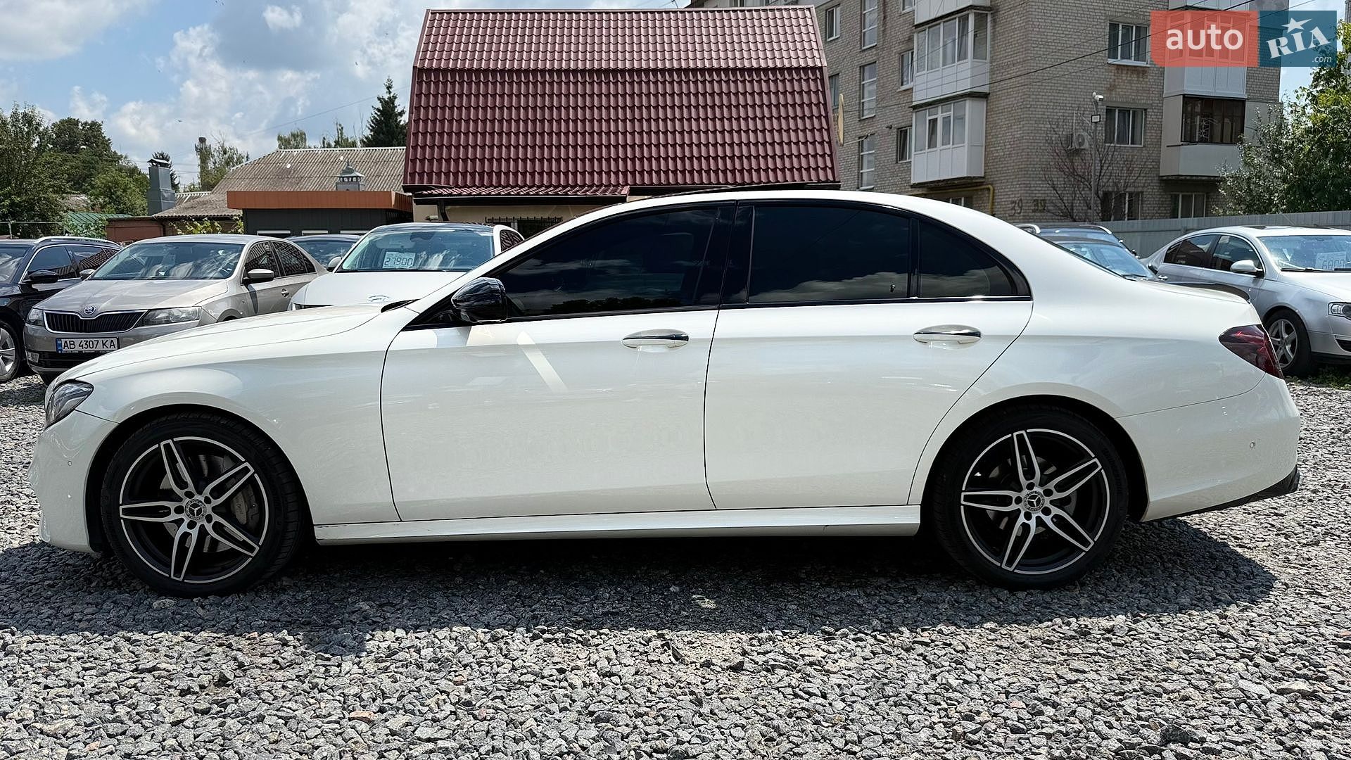Mercedes-Benz E-Class 2019 VIN WDDZF8EB5LA718839 фото оголошення 8 з 38