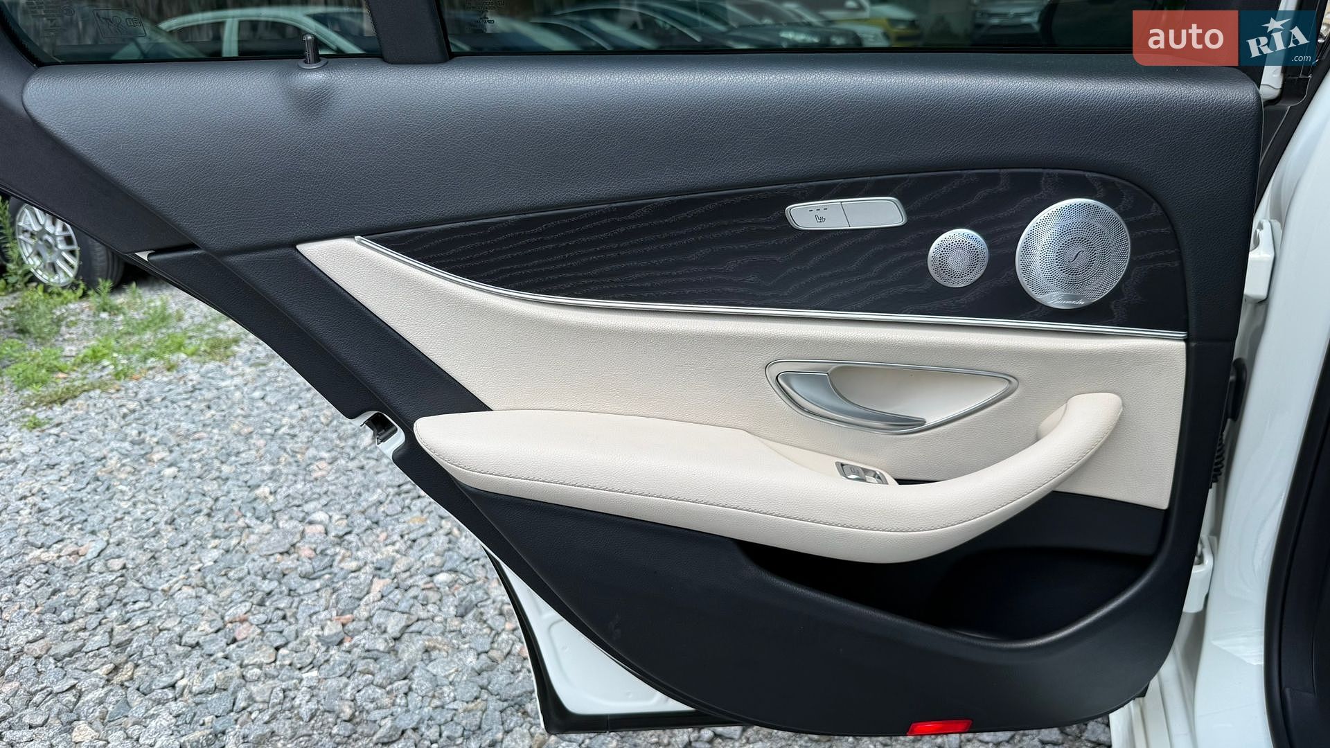 Mercedes-Benz E-Class 2019 VIN WDDZF8EB5LA718839 фото оголошення 26 з 38