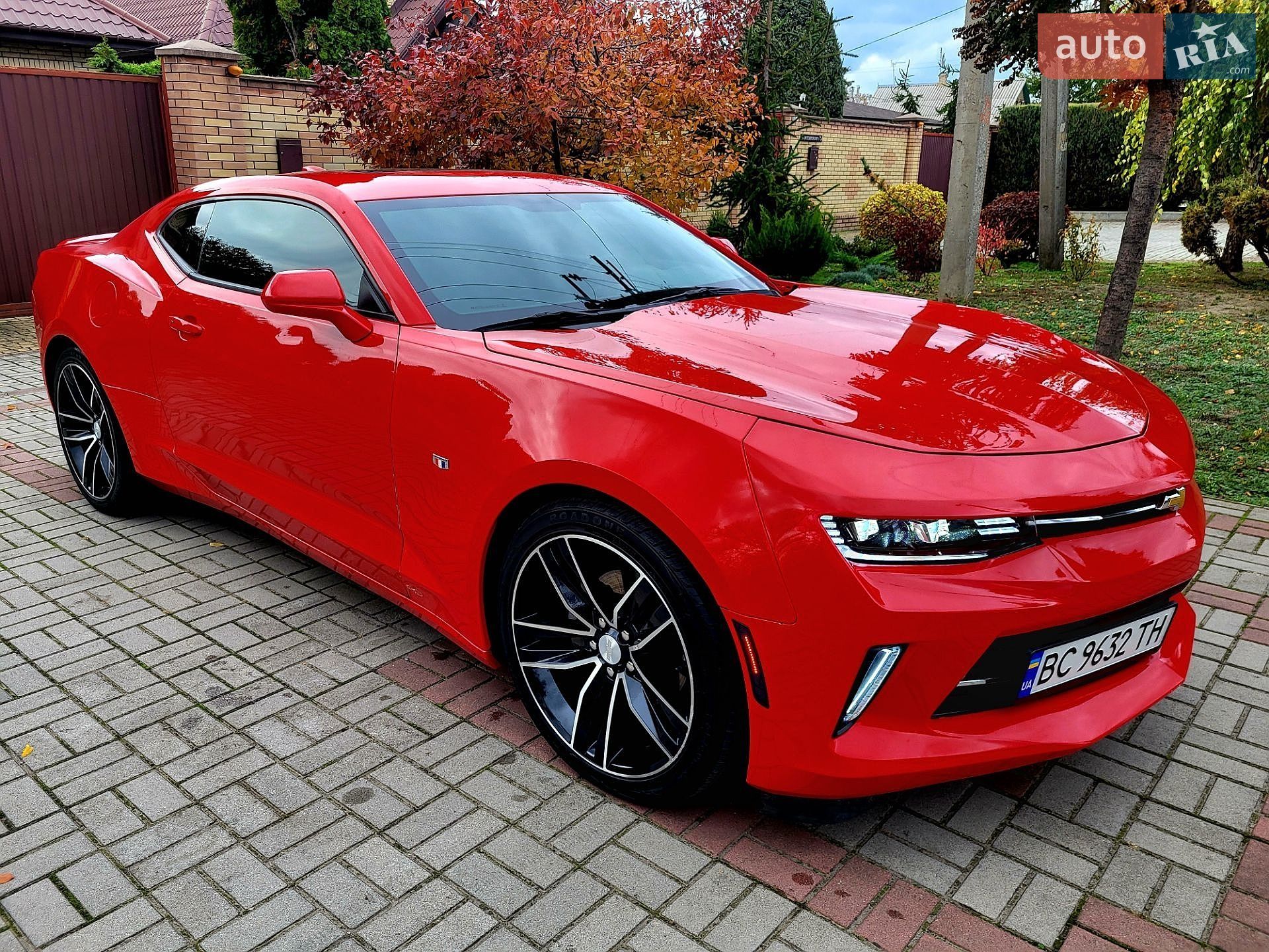 Chevrolet Camaro 2016 VIN 1G1FB1RS1H0121574 фото оголошення 6 з 29