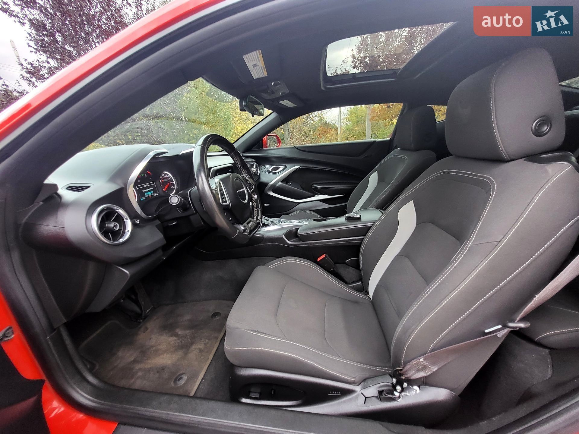Chevrolet Camaro 2016 VIN 1G1FB1RS1H0121574 фото оголошення 11 з 29