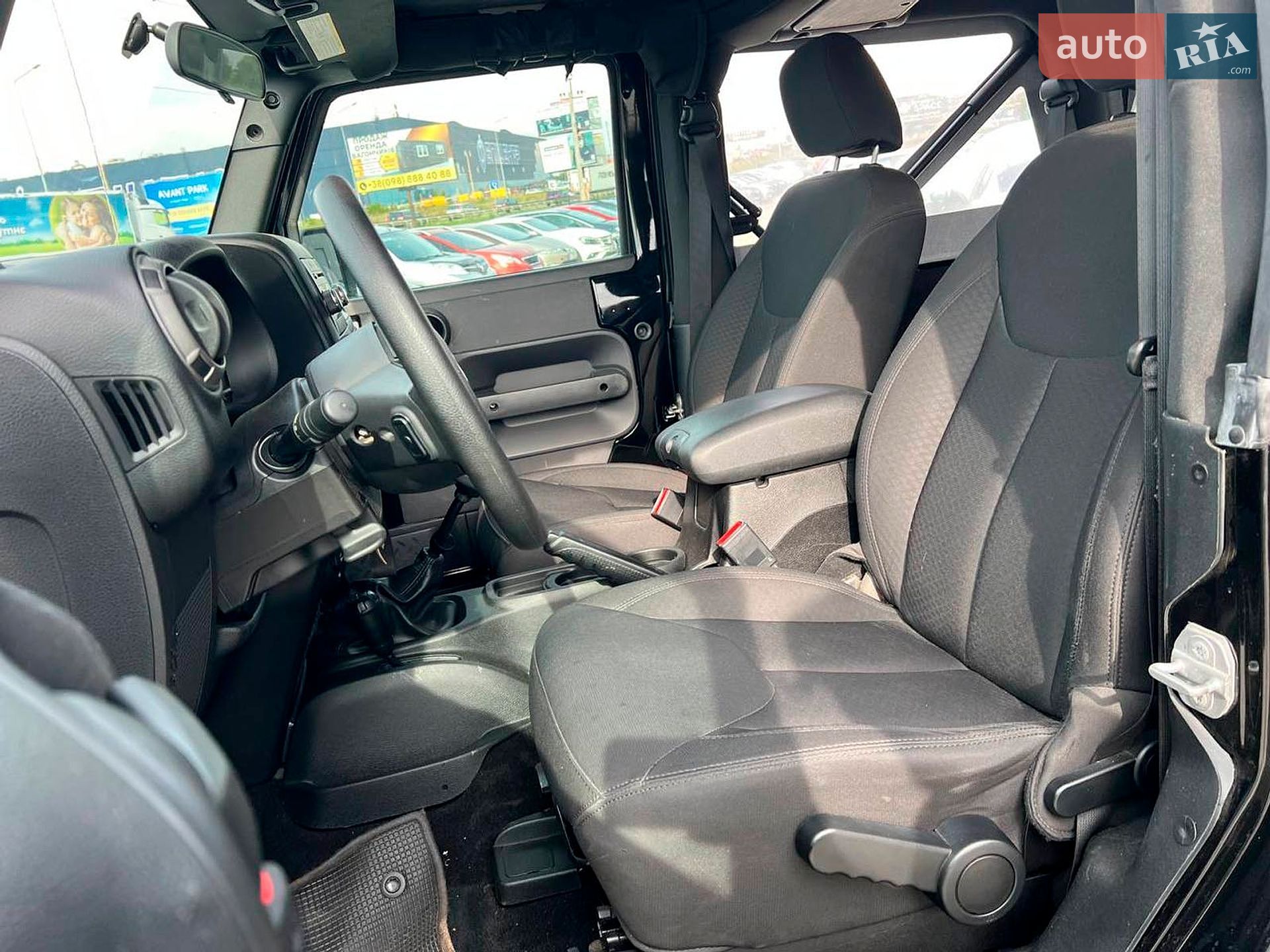 Jeep Wrangler 2017 VIN 1C4AJWAG2HL680381 фото оголошення 16 з 31