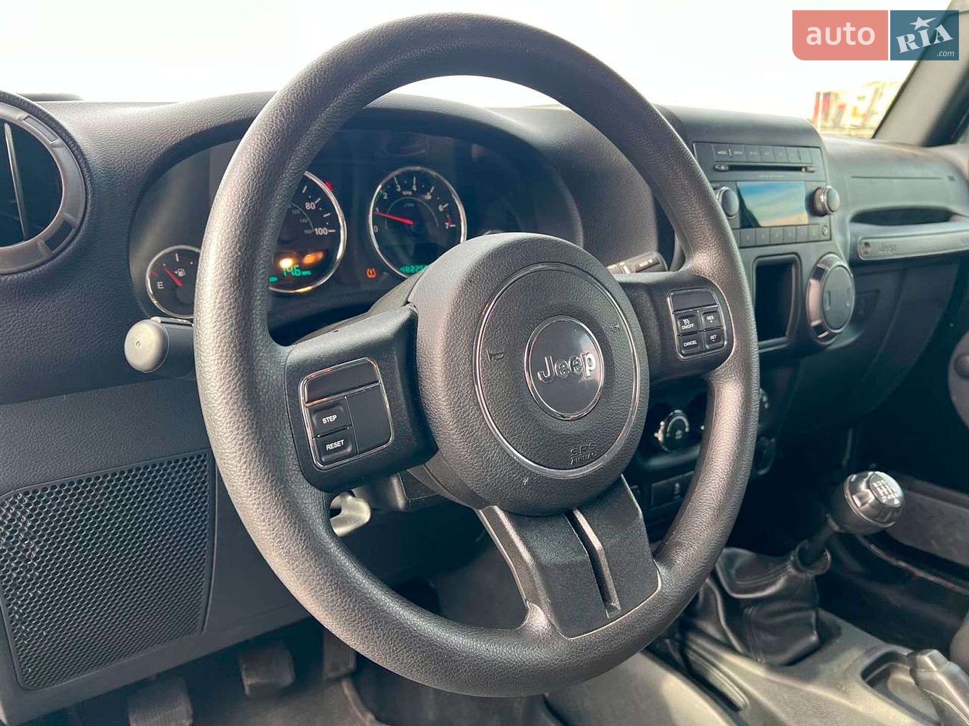 Jeep Wrangler 2017 VIN 1C4AJWAG2HL680381 фото оголошення 18 з 31