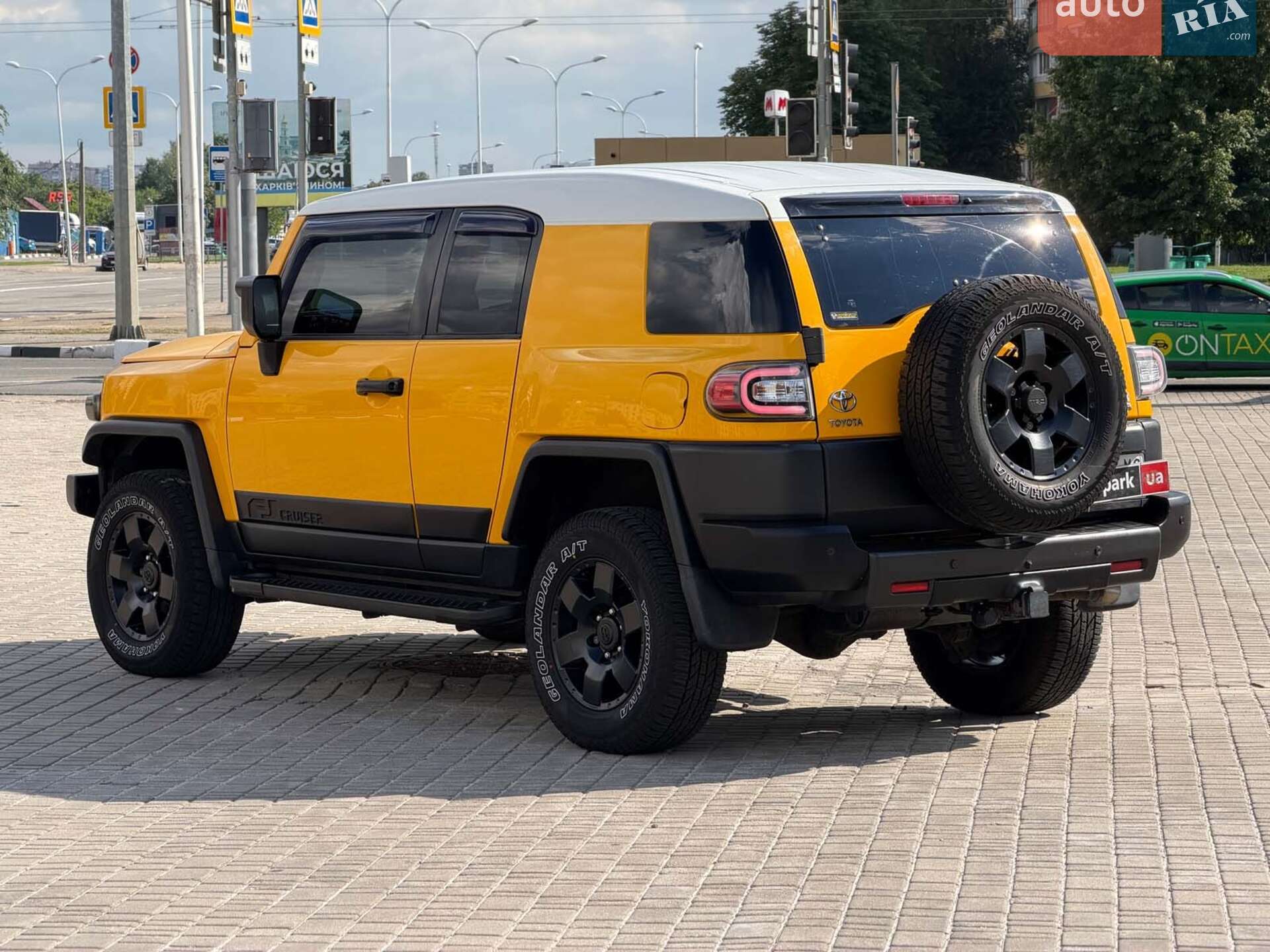 Toyota FJ Cruiser 2006 VIN JTEBU11F070011804 фото оголошення 4 з 33