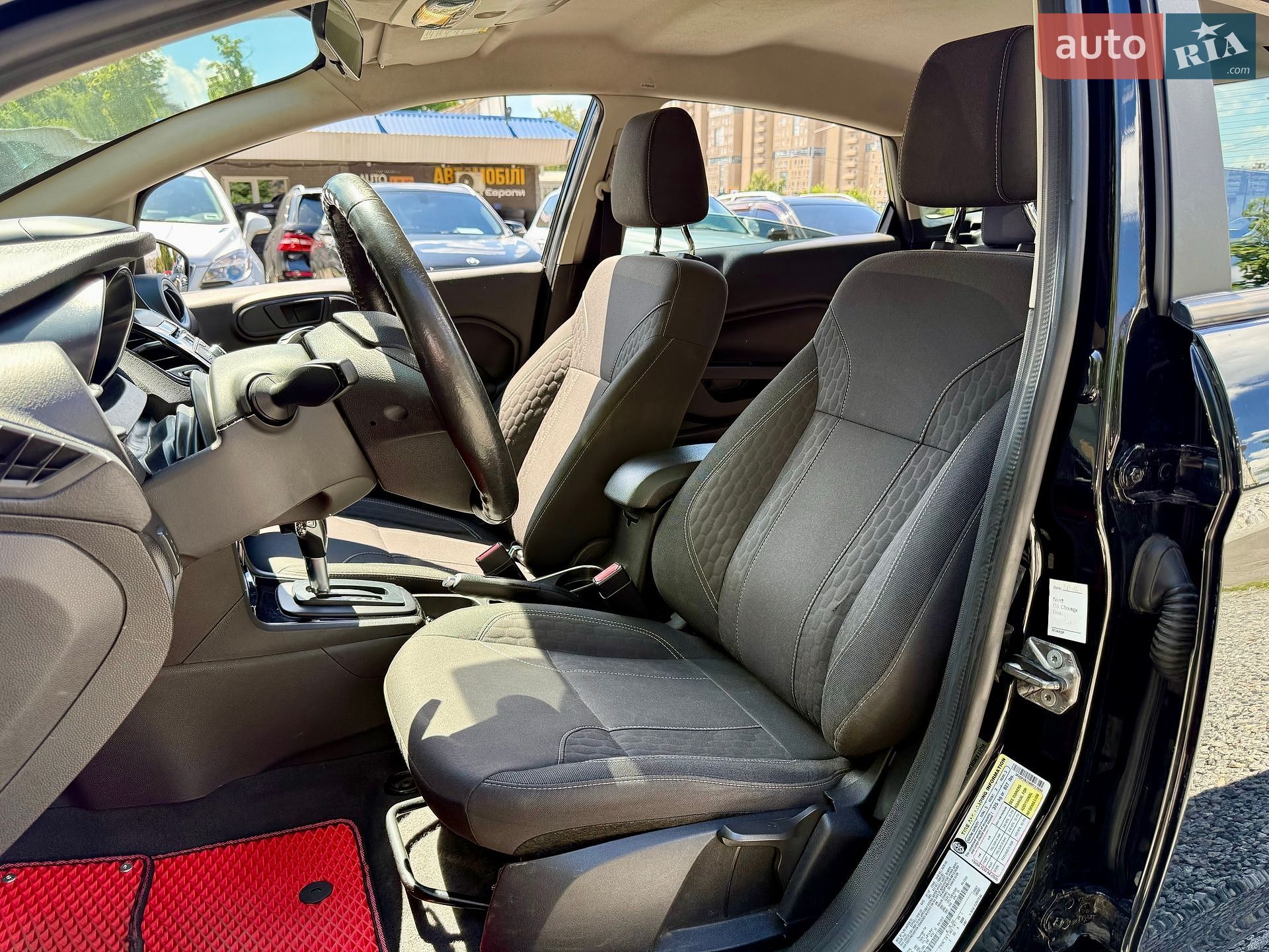 Ford Fiesta 2019 VIN 3FADP4BJ3KM123680 фото оголошення 7 з 20