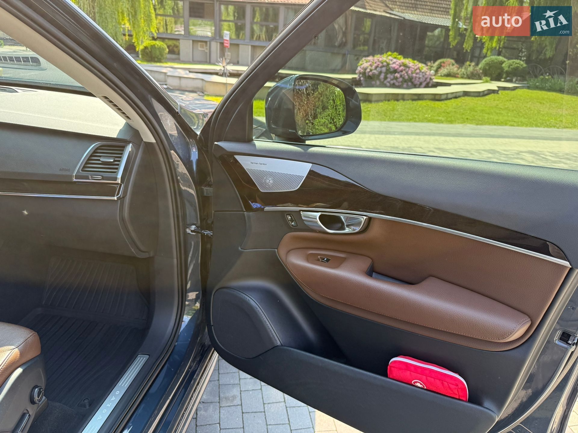 Volvo XC90 2018 VIN YV4A22PK4K1437074 фото оголошення 27 з 50