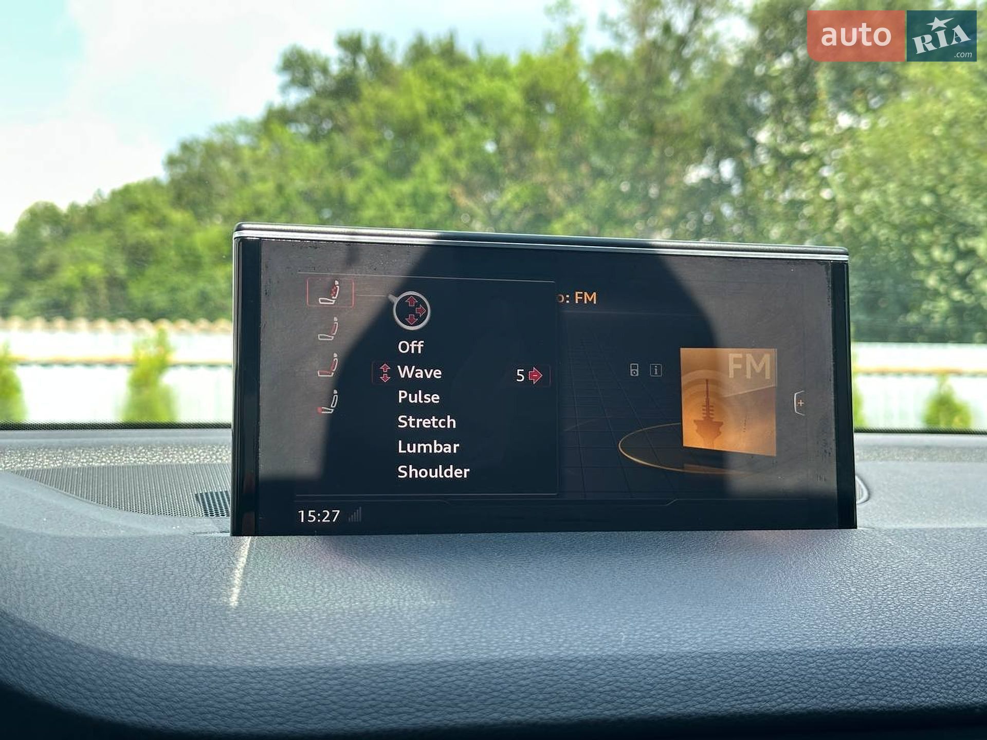 Audi Q7 2016 VIN WA1VAAF77HD016935 фото оголошення 18 з 32