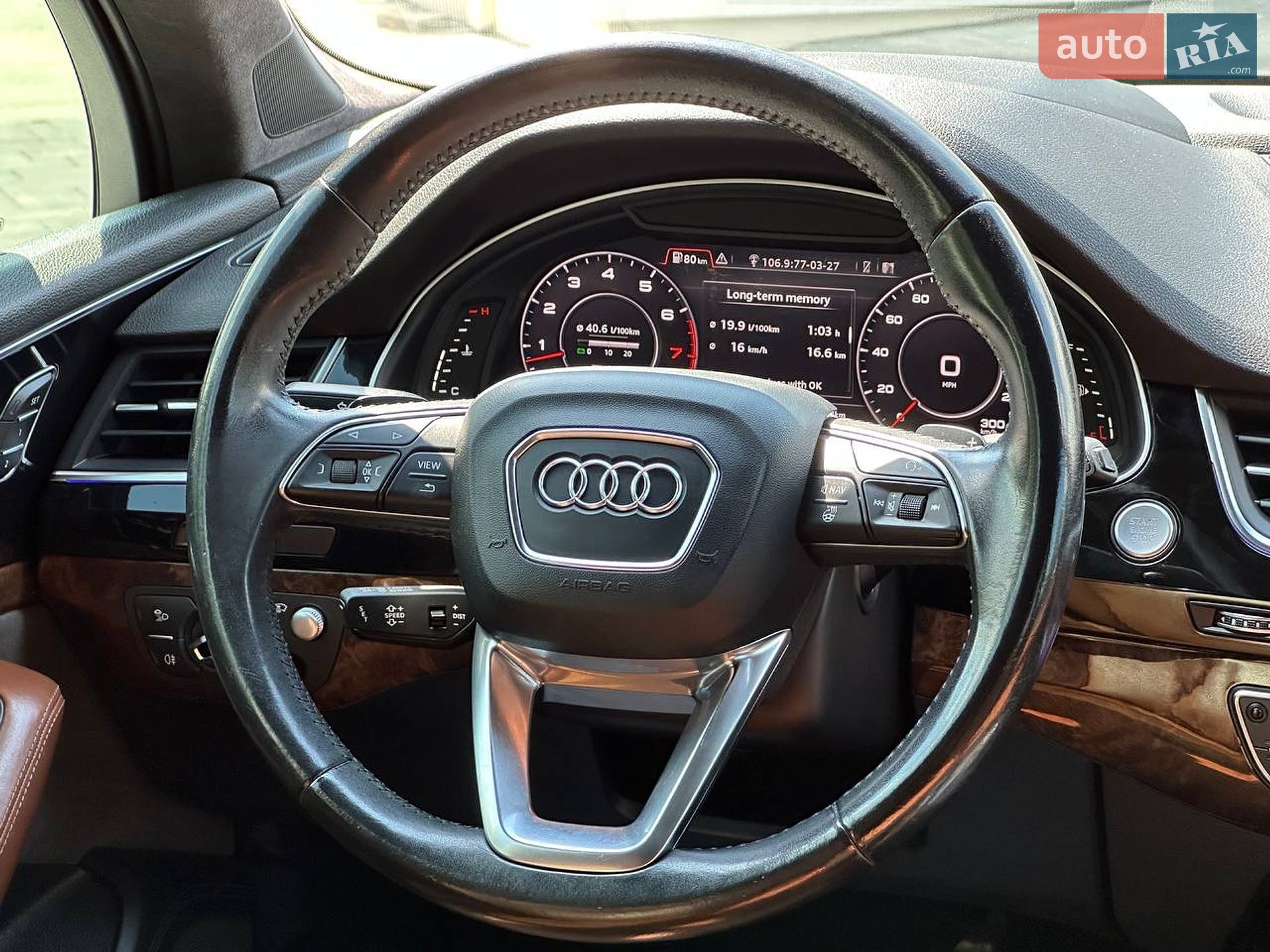 Audi Q7 2016 VIN WA1VAAF77HD016935 фото оголошення 14 з 32