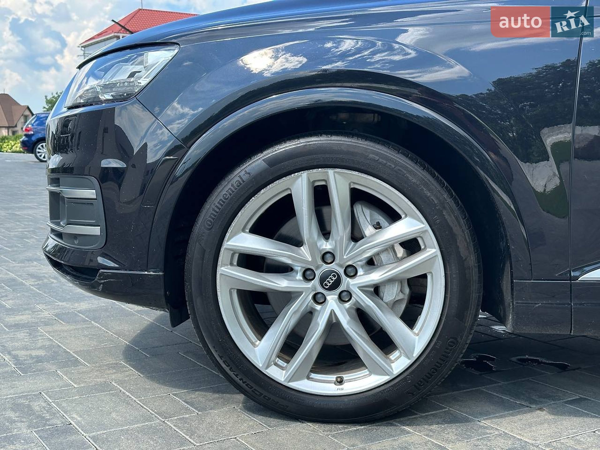 Audi Q7 2016 VIN WA1VAAF77HD016935 фото оголошення 31 з 32