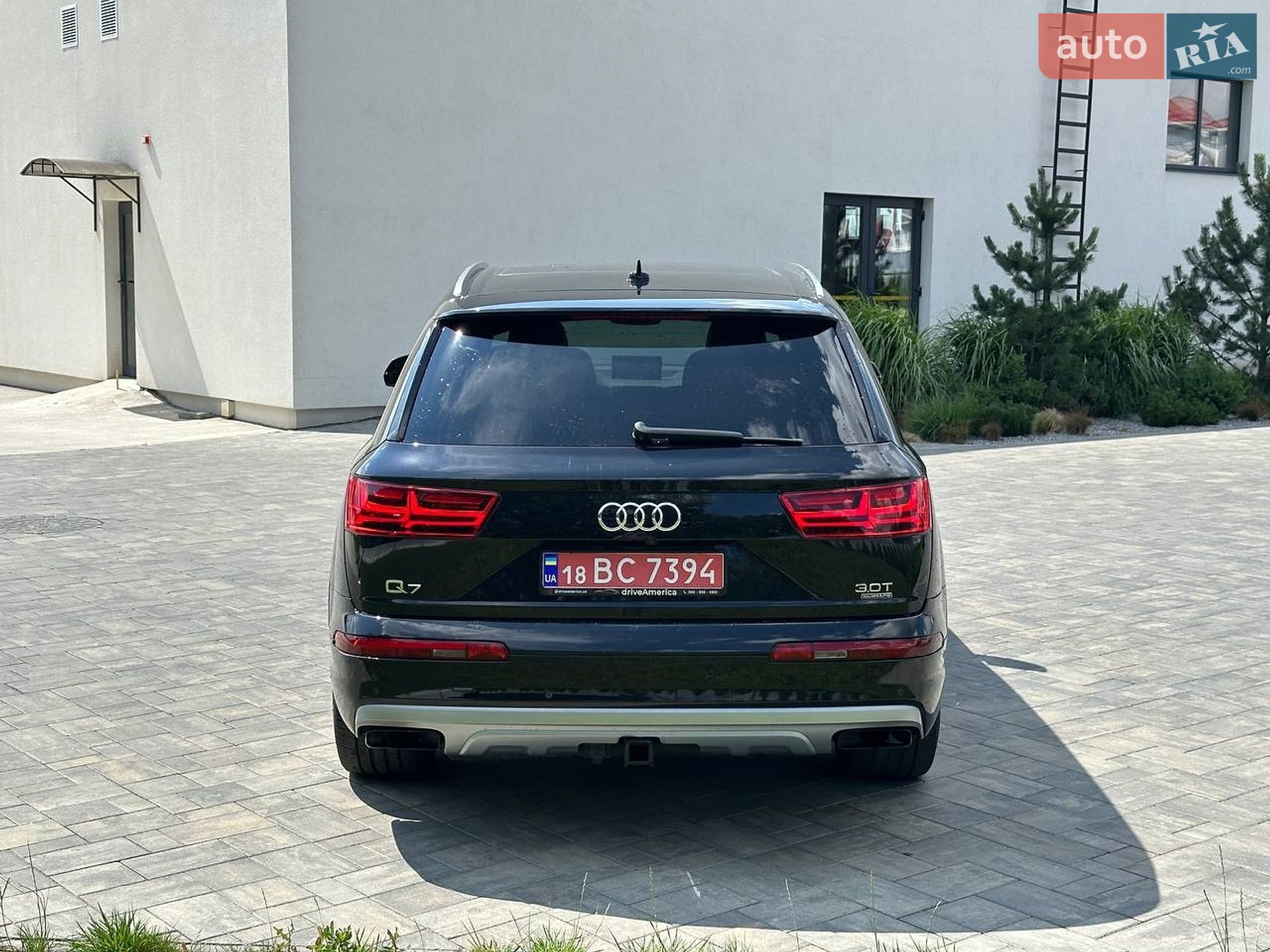 Audi Q7 2016 VIN WA1VAAF77HD016935 фото оголошення 5 з 32