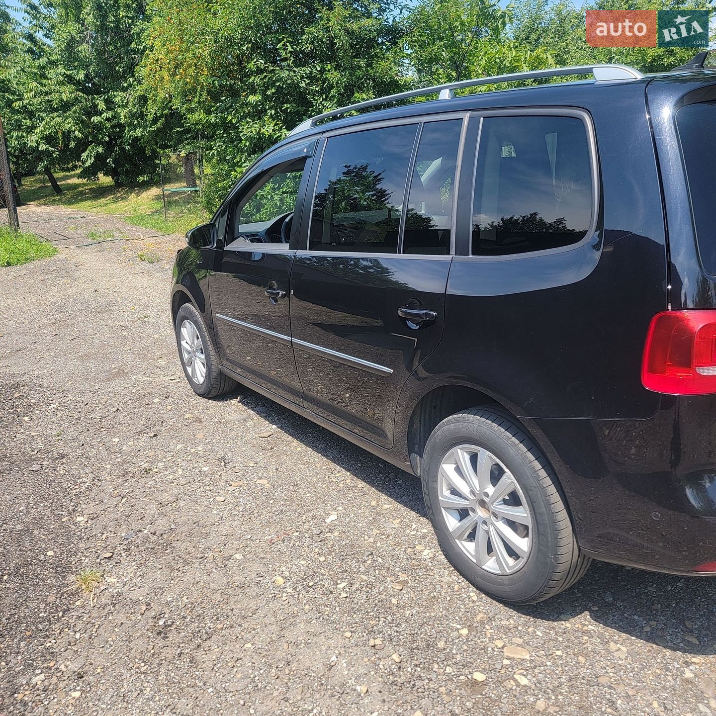Volkswagen Touran 2010 VIN WVGZZZ1TZBW032159 фото оголошення 4 з 23