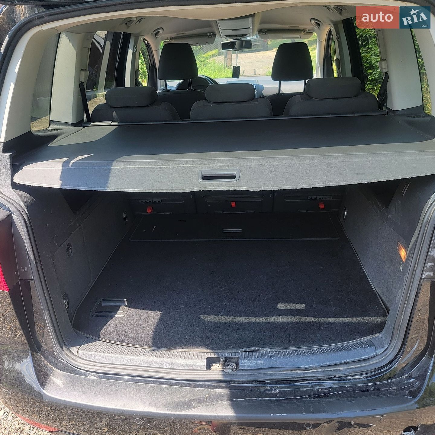 Volkswagen Touran 2010 VIN WVGZZZ1TZBW032159 фото оголошення 13 з 23