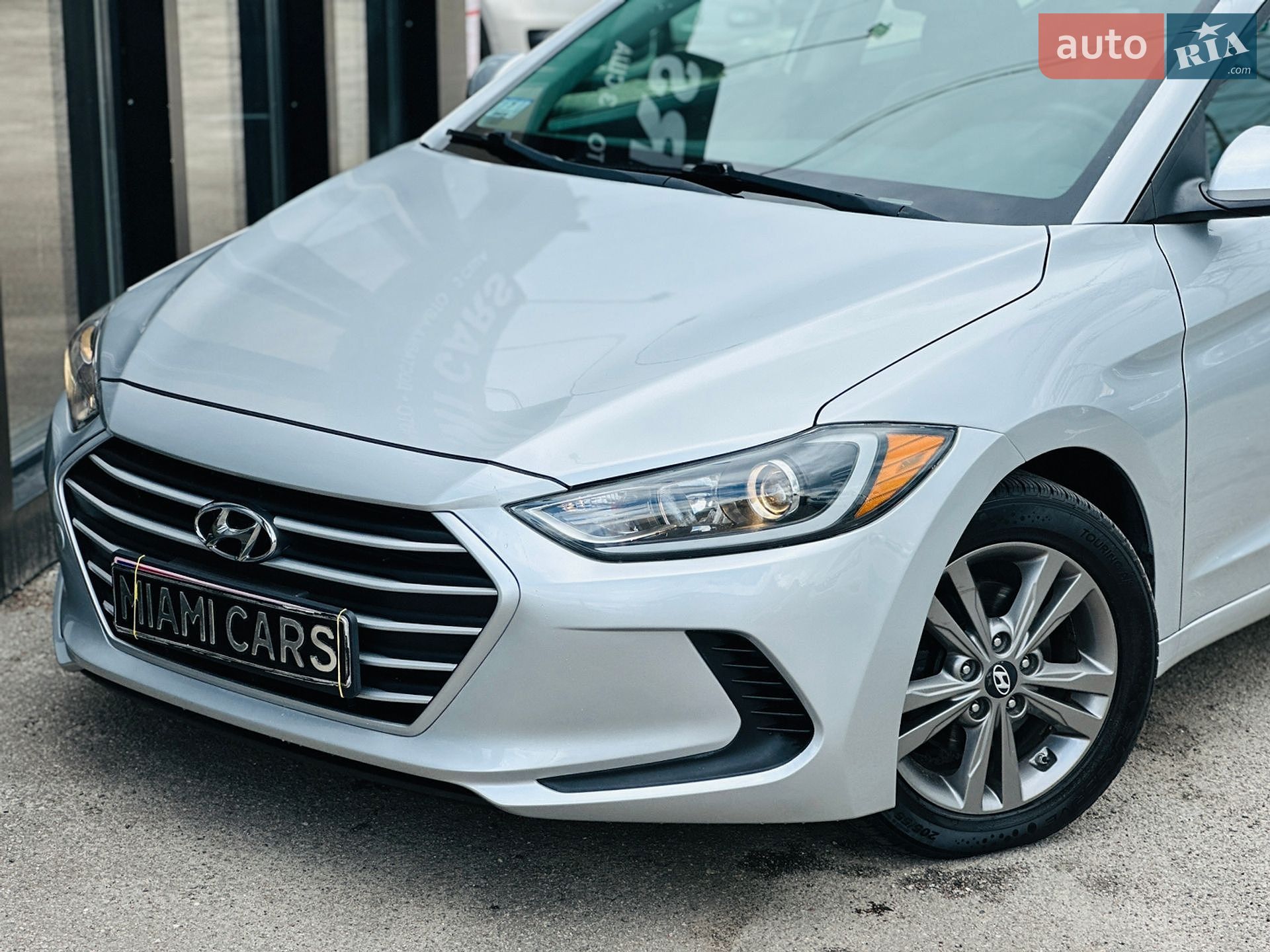 Hyundai Elantra 2017 VIN 5NPD84LF4HH130427 фото оголошення 2 з 47