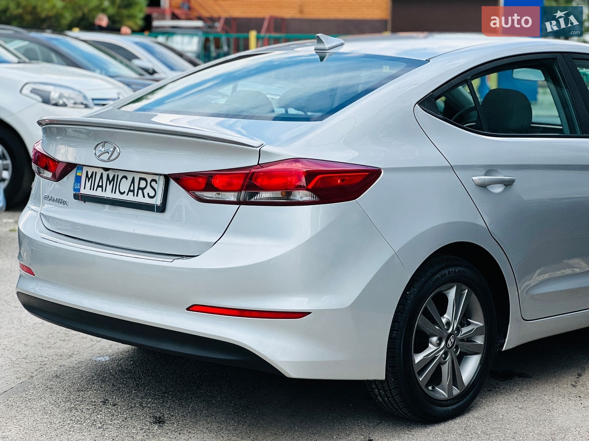 Hyundai Elantra 2017 VIN 5NPD84LF4HH130427 фото оголошення 5 з 47