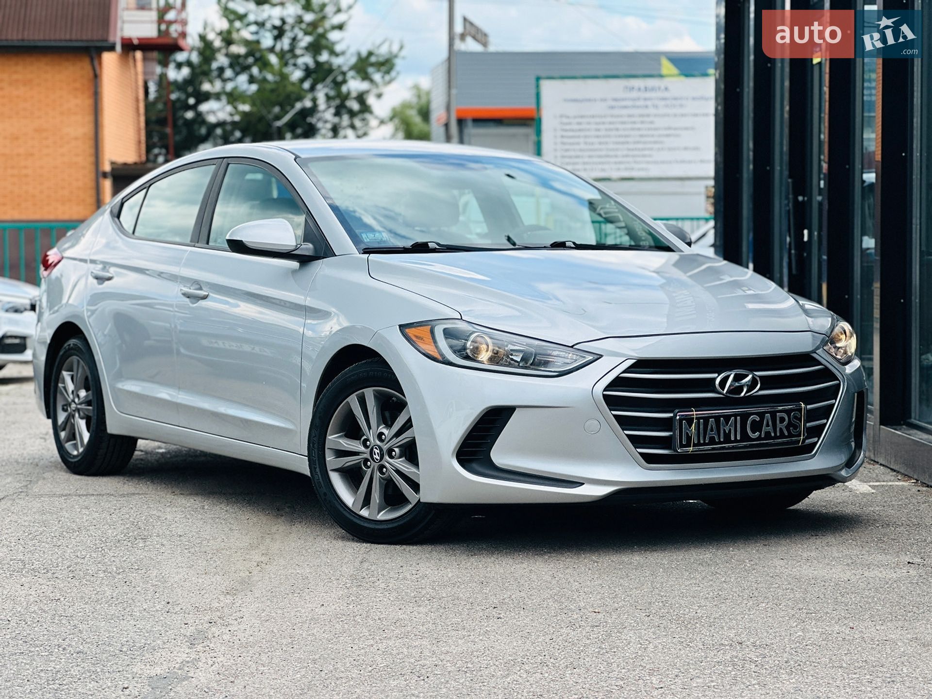 Hyundai Elantra 2017 VIN 5NPD84LF4HH130427 фото оголошення 9 з 47