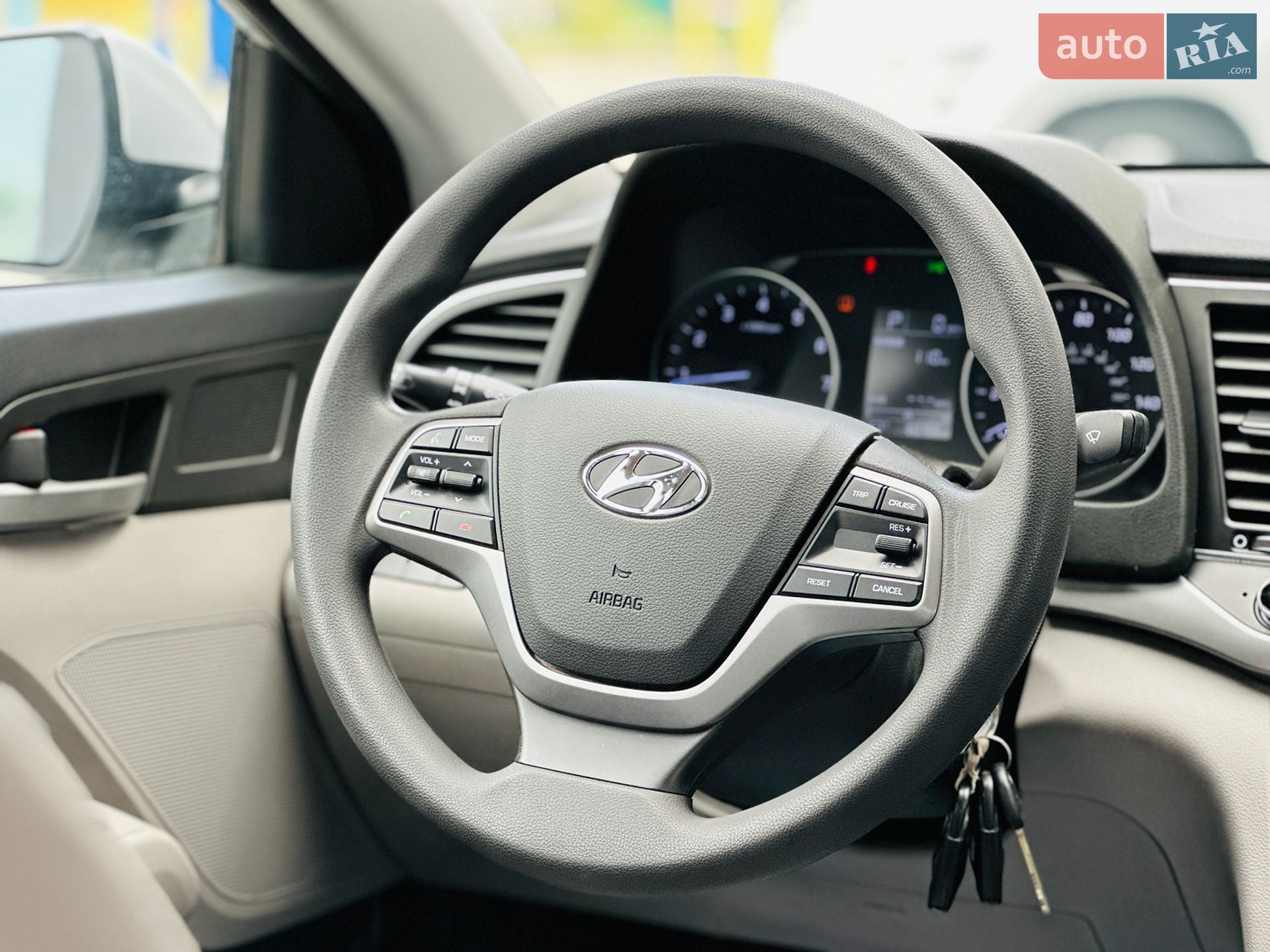Hyundai Elantra 2017 VIN 5NPD84LF4HH130427 фото оголошення 32 з 47