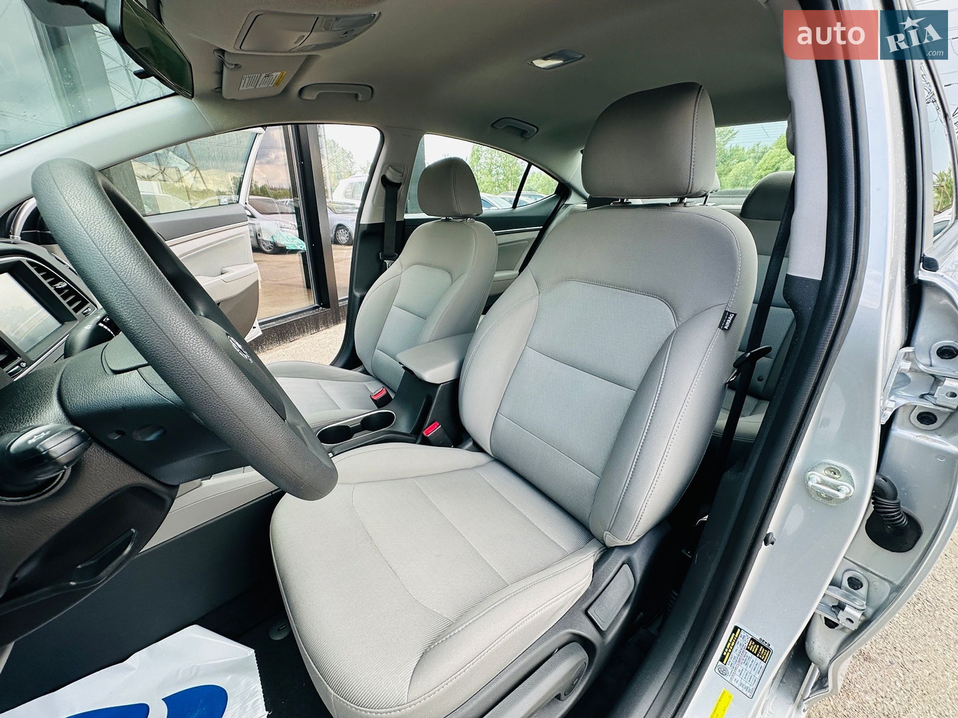 Hyundai Elantra 2017 VIN 5NPD84LF4HH130427 фото оголошення 43 з 47
