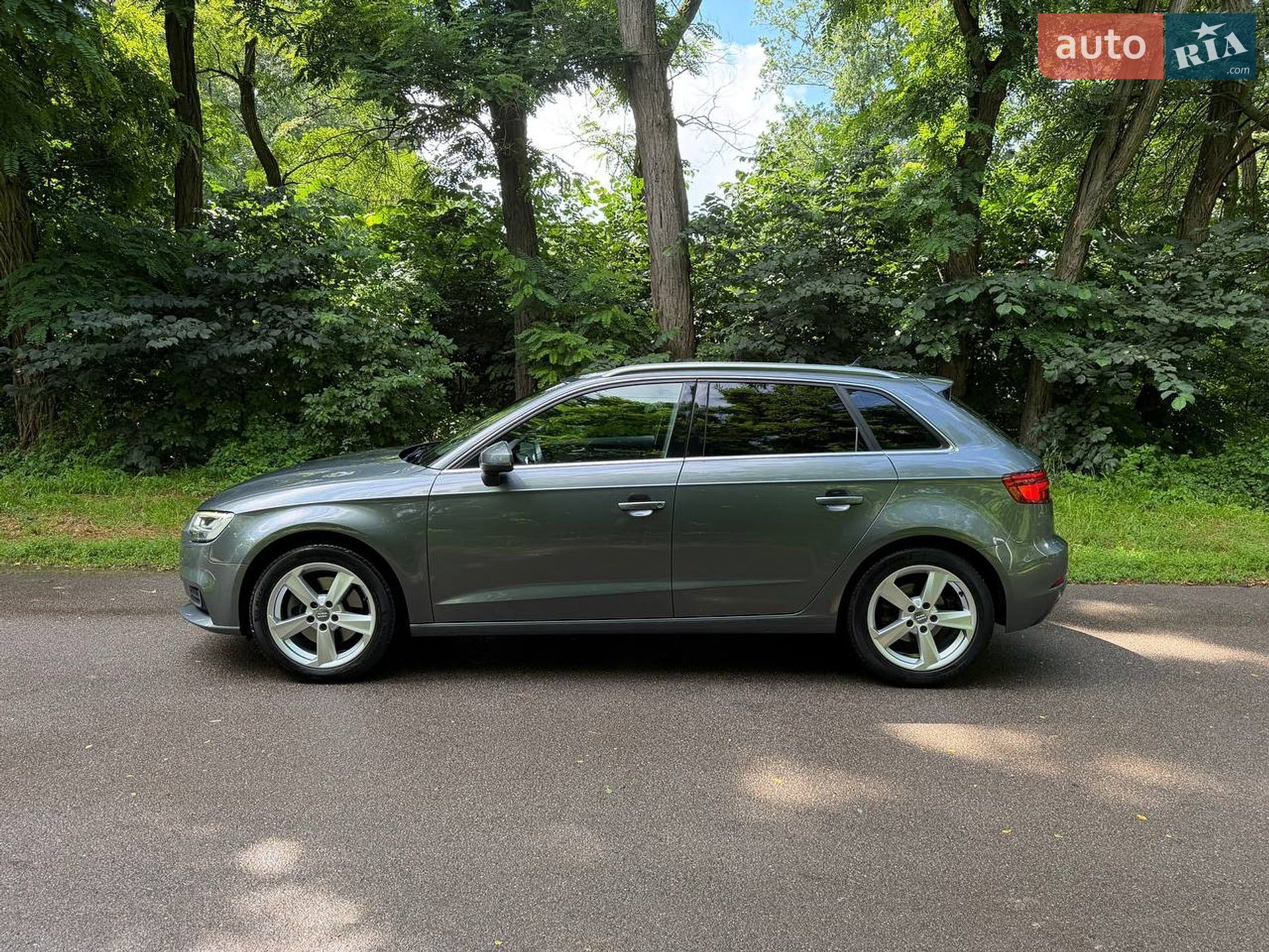 Audi A3 2019 VIN WAUZZZ8V6LA052214 фото оголошення 7 з 41