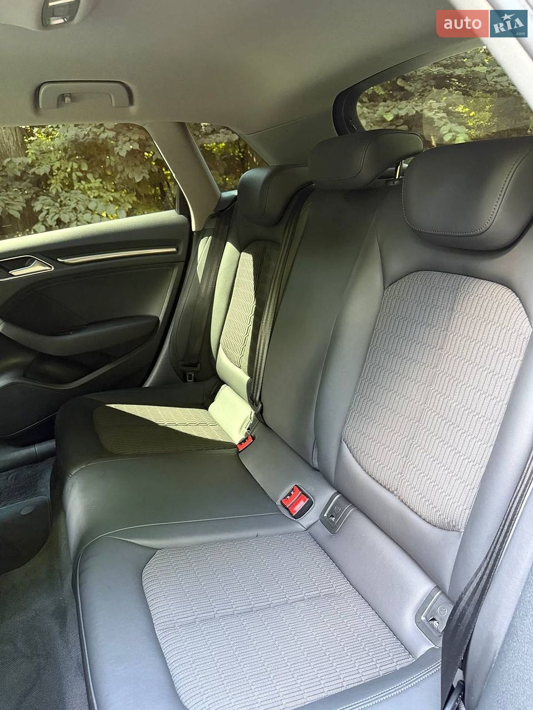 Audi A3 2019 VIN WAUZZZ8V6LA052214 фото оголошення 33 з 41