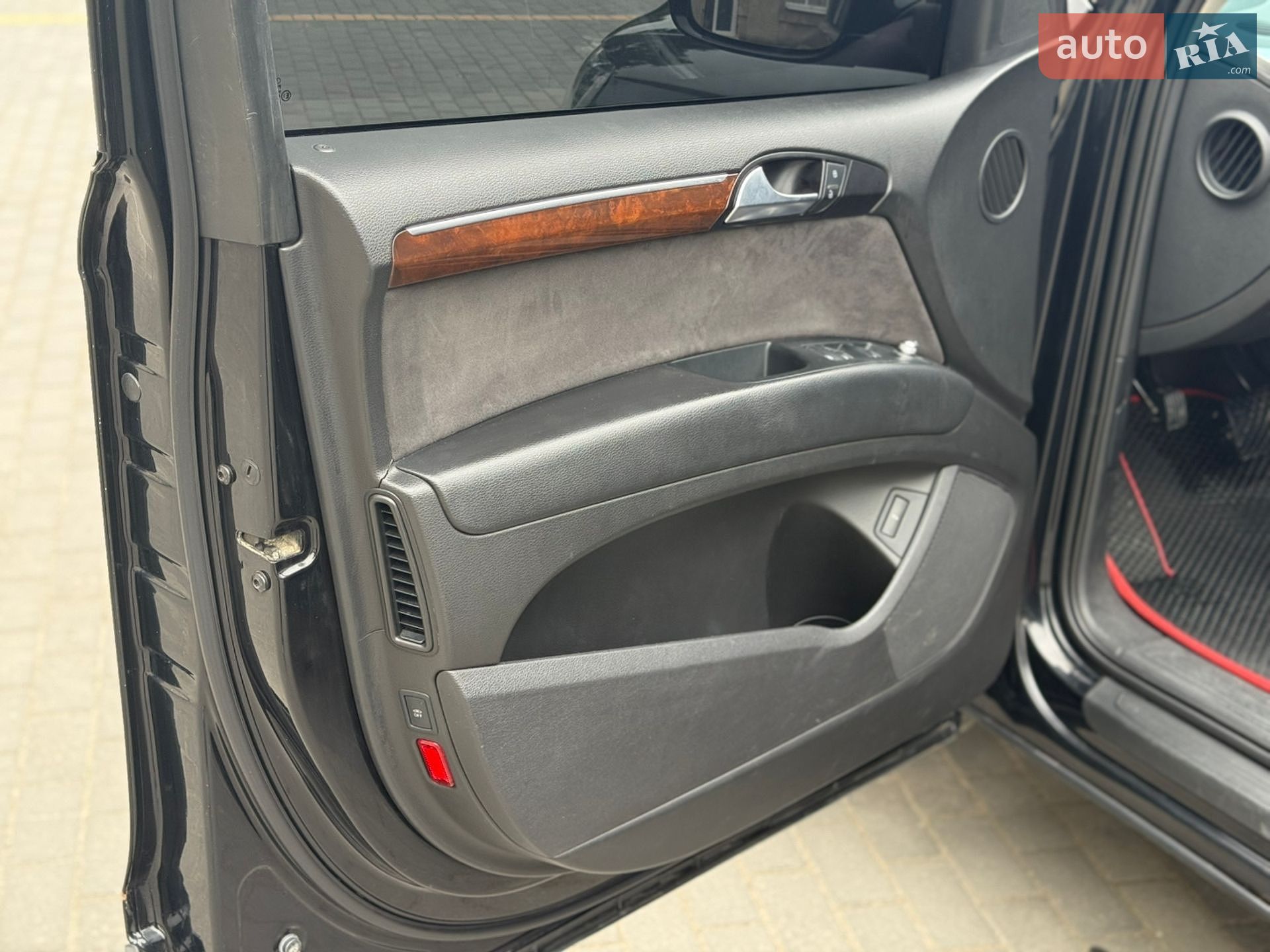 Audi Q7 2011 VIN WAUZZZ4L7CD009137 фото оголошення 2 з 14