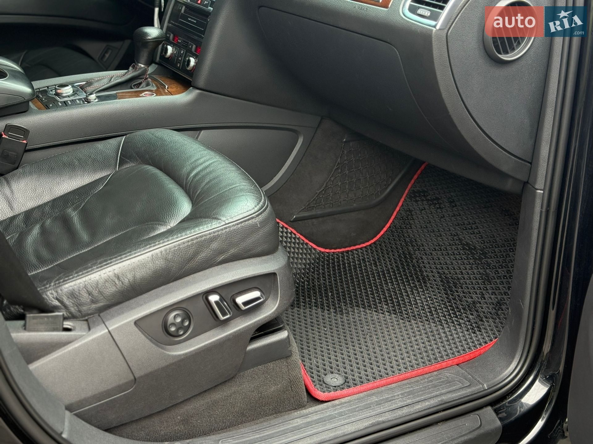 Audi Q7 2011 VIN WAUZZZ4L7CD009137 фото оголошення 6 з 14