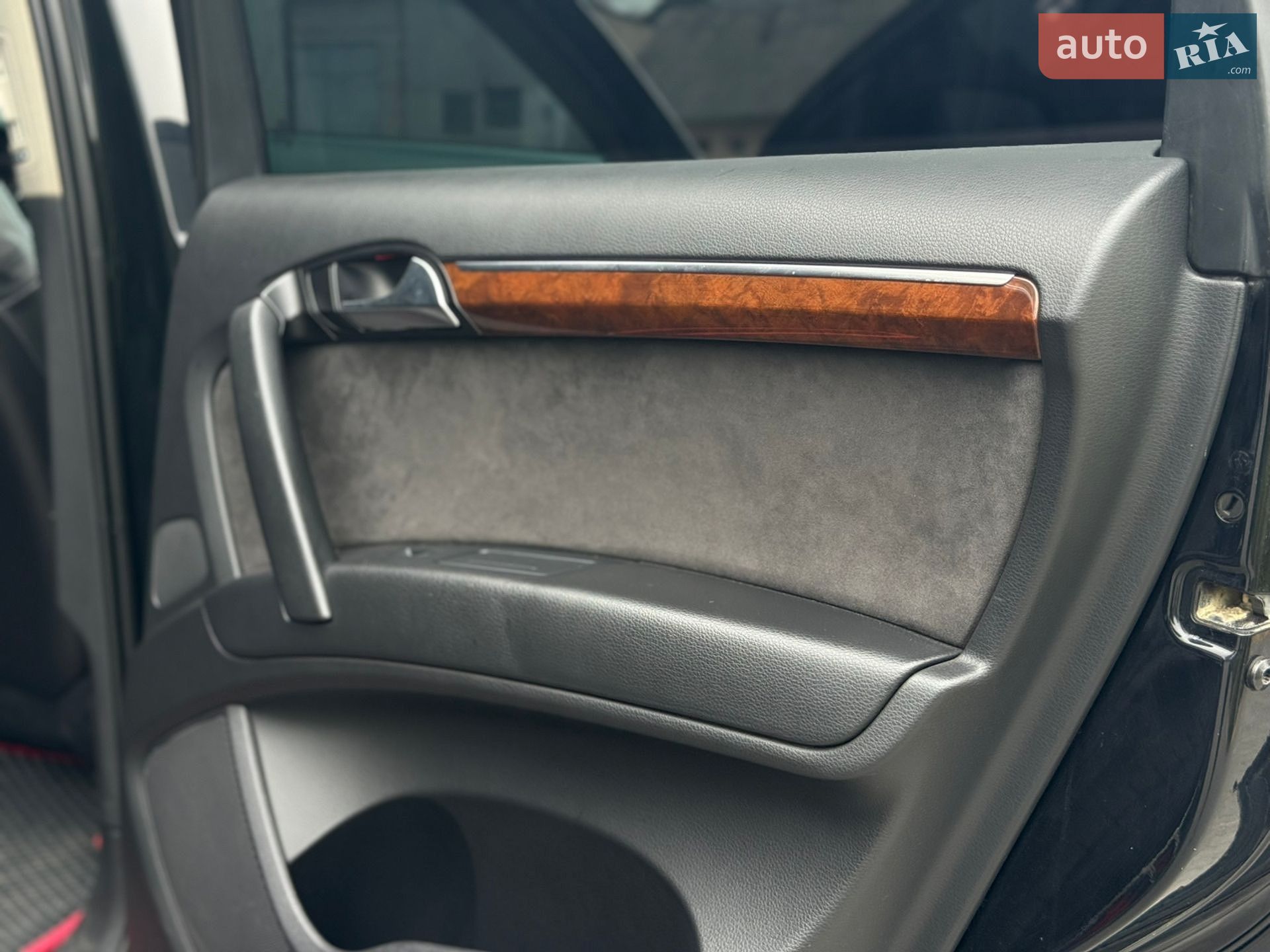 Audi Q7 2011 VIN WAUZZZ4L7CD009137 фото оголошення 7 з 14