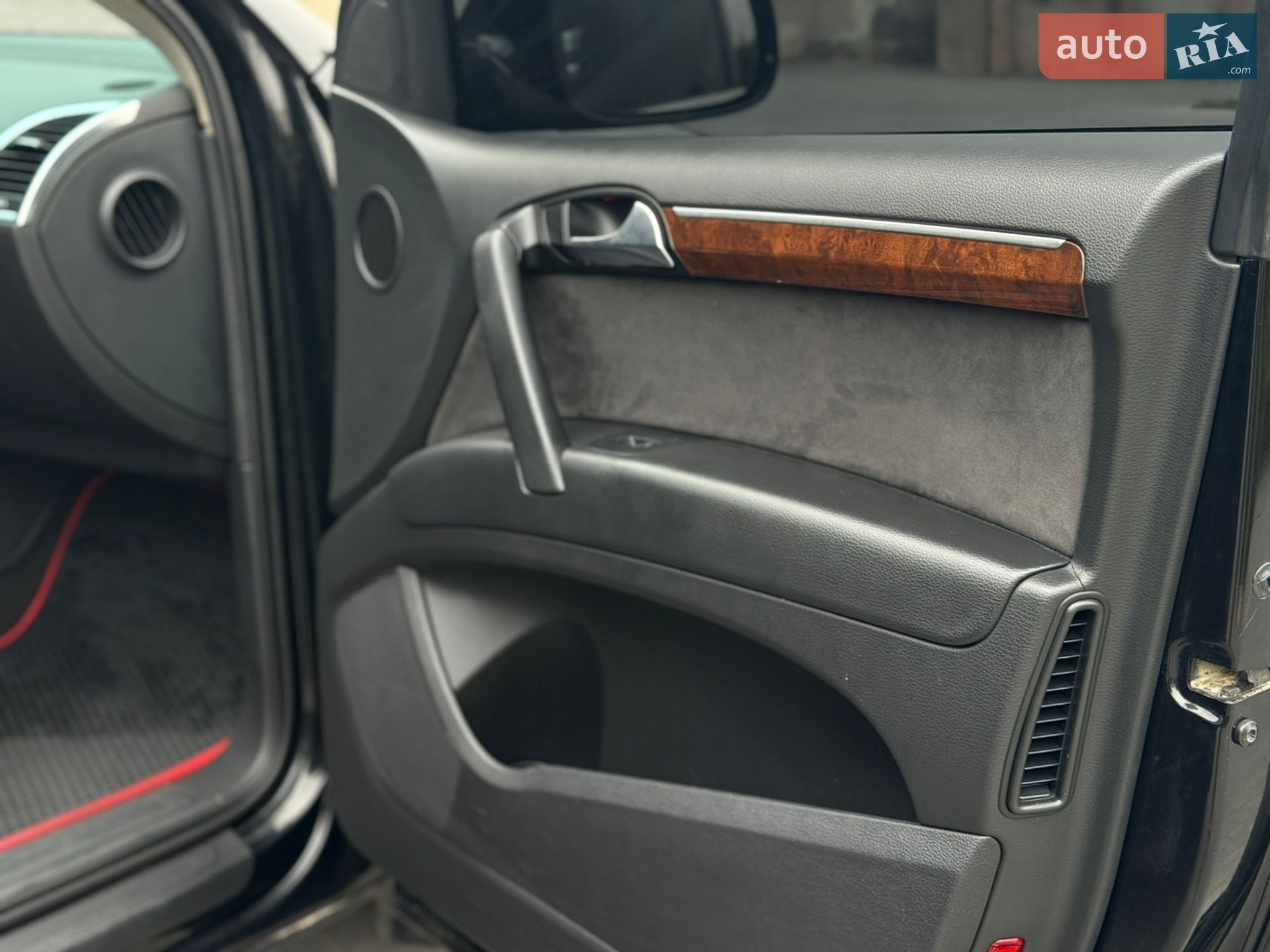 Audi Q7 2011 VIN WAUZZZ4L7CD009137 фото оголошення 8 з 14