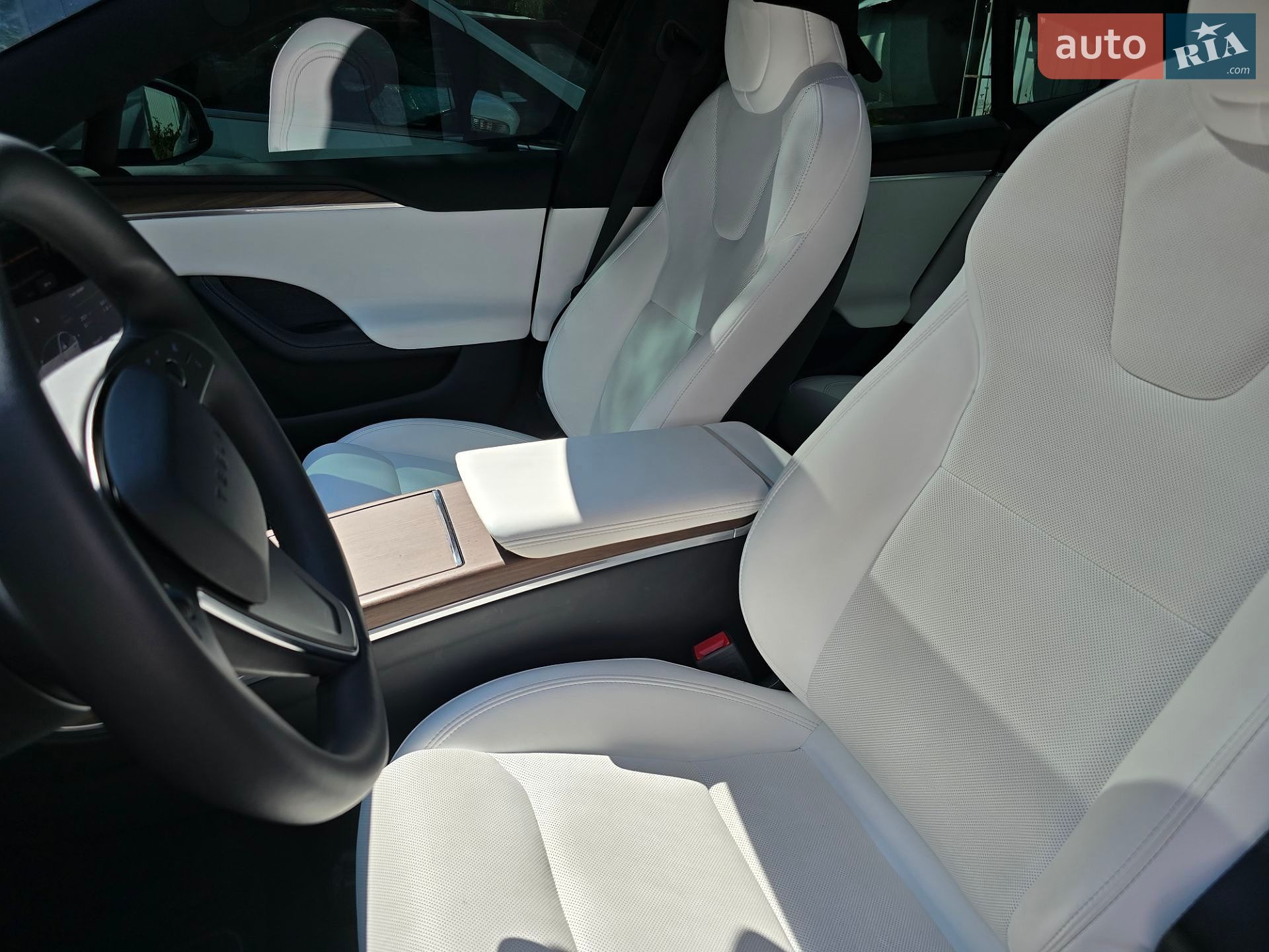 Tesla Model S 2024 VIN 5YJSA1E51RF544389 фото оголошення 7 з 25