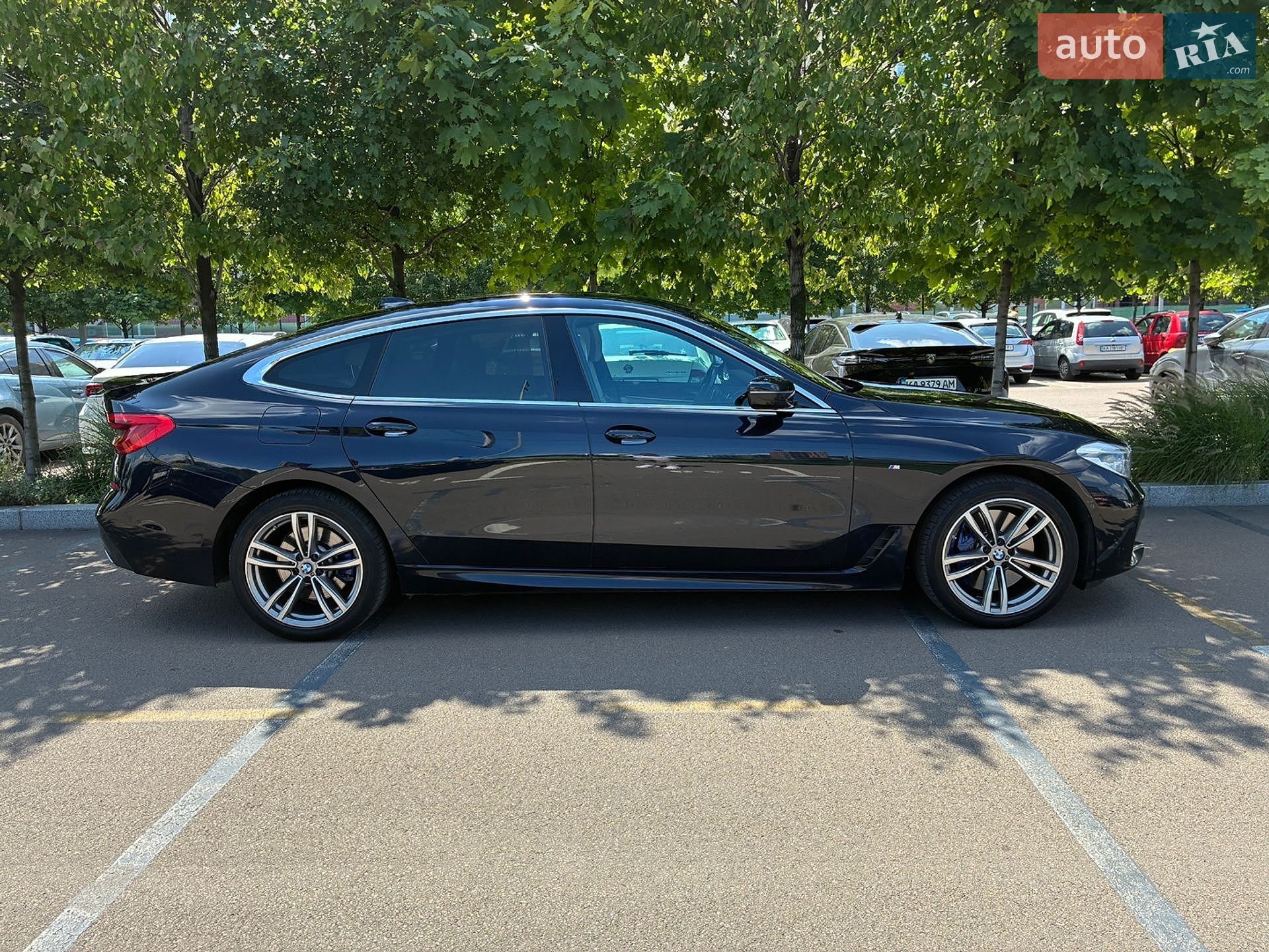 BMW 6 Series GT 2018 VIN WBAJV610X0BL16966 фото оголошення 6 з 36