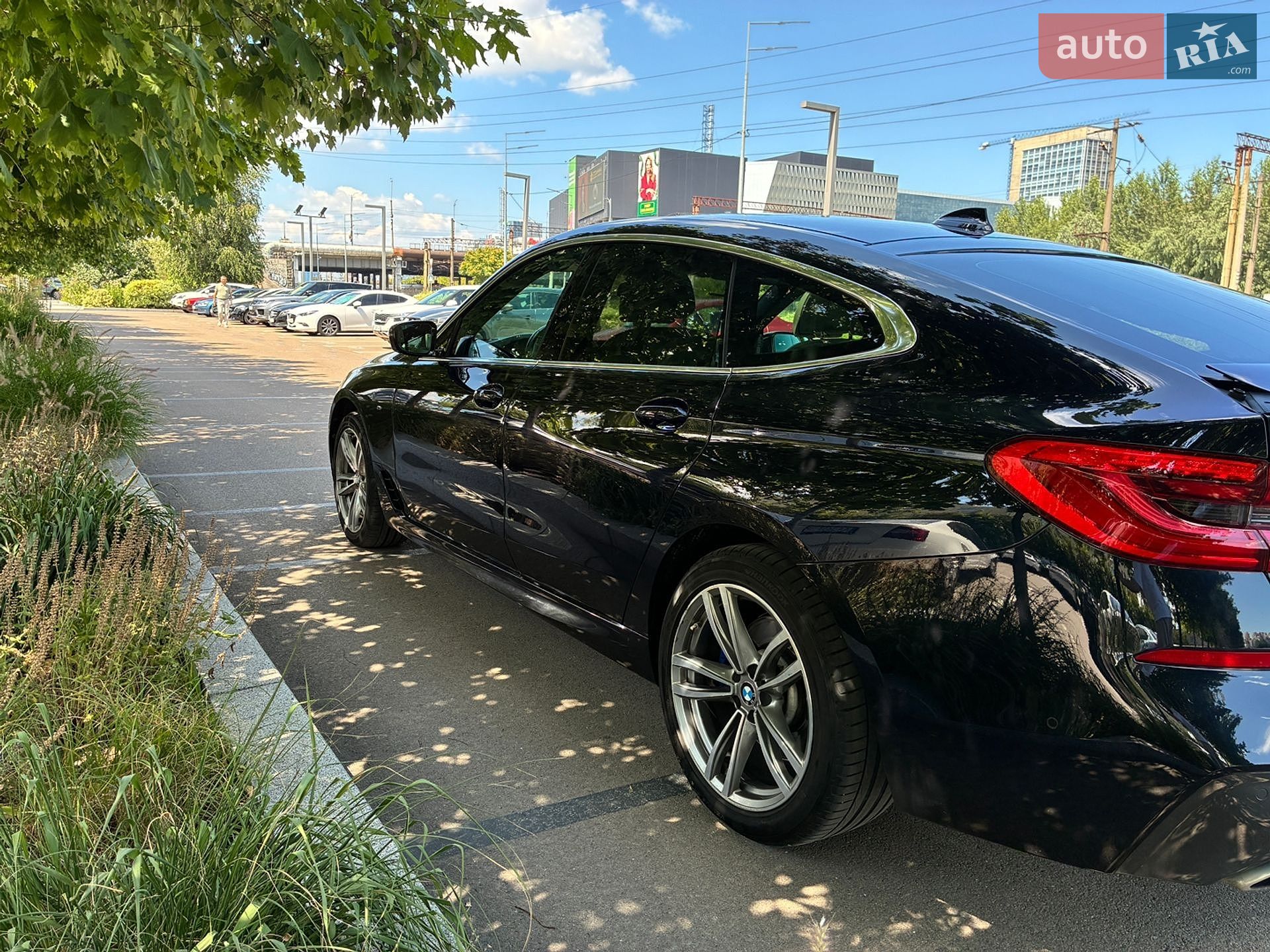 BMW 6 Series GT 2018 VIN WBAJV610X0BL16966 фото оголошення 13 з 36