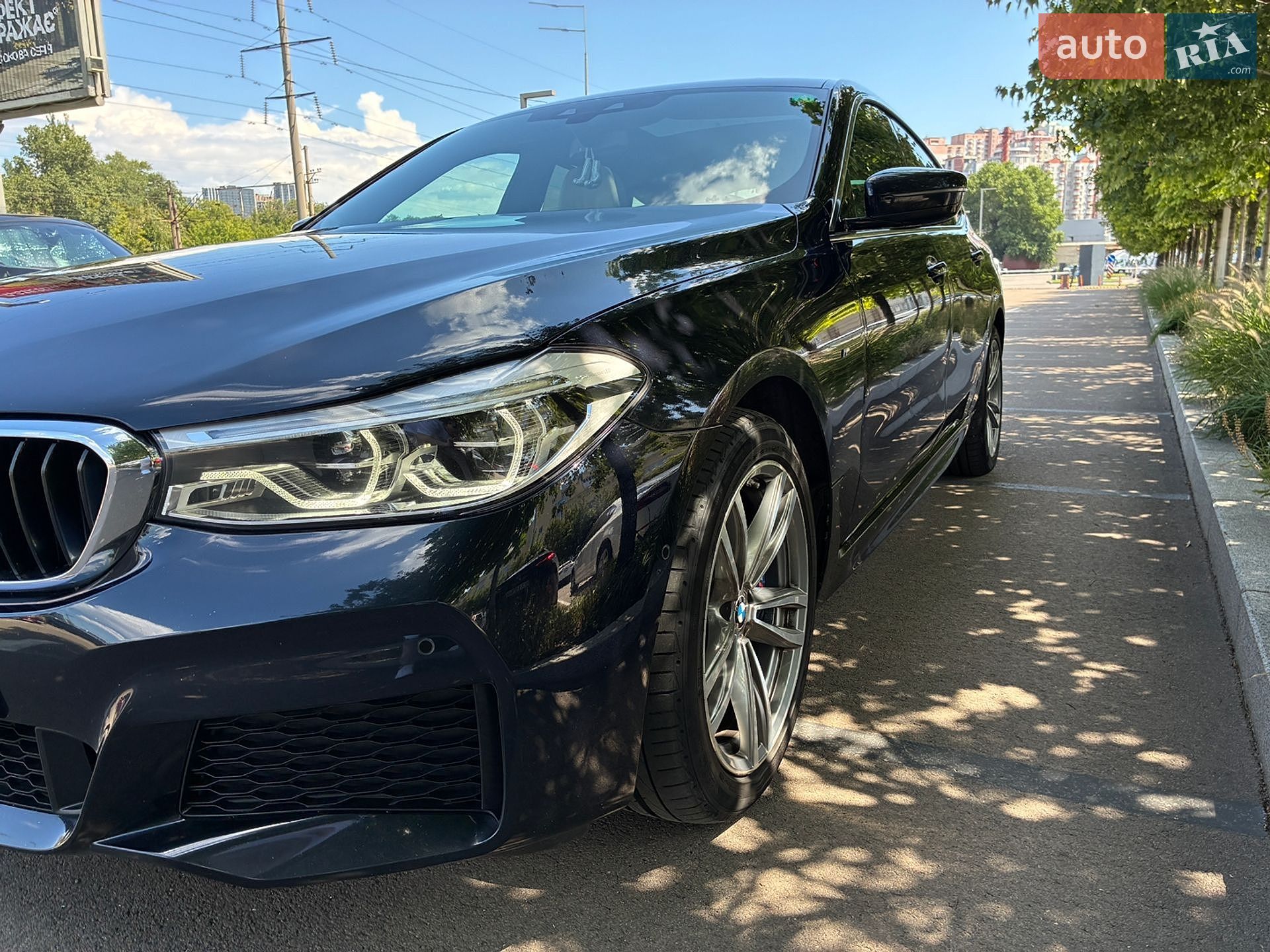 BMW 6 Series GT 2018 VIN WBAJV610X0BL16966 фото оголошення 17 з 36