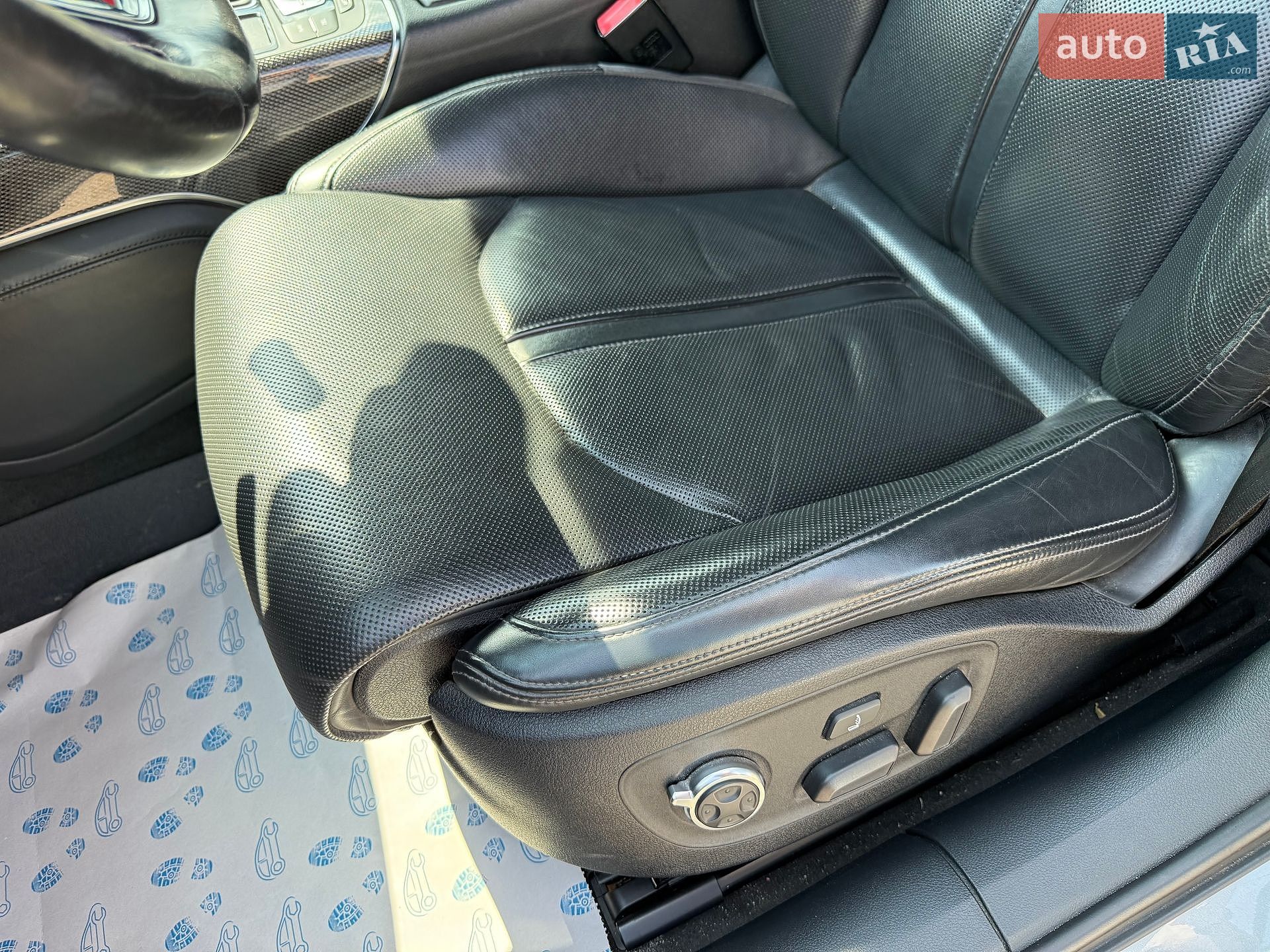 Audi S6 2013 VIN WAUF2AFC0EN095422 фото оголошення 12 з 38